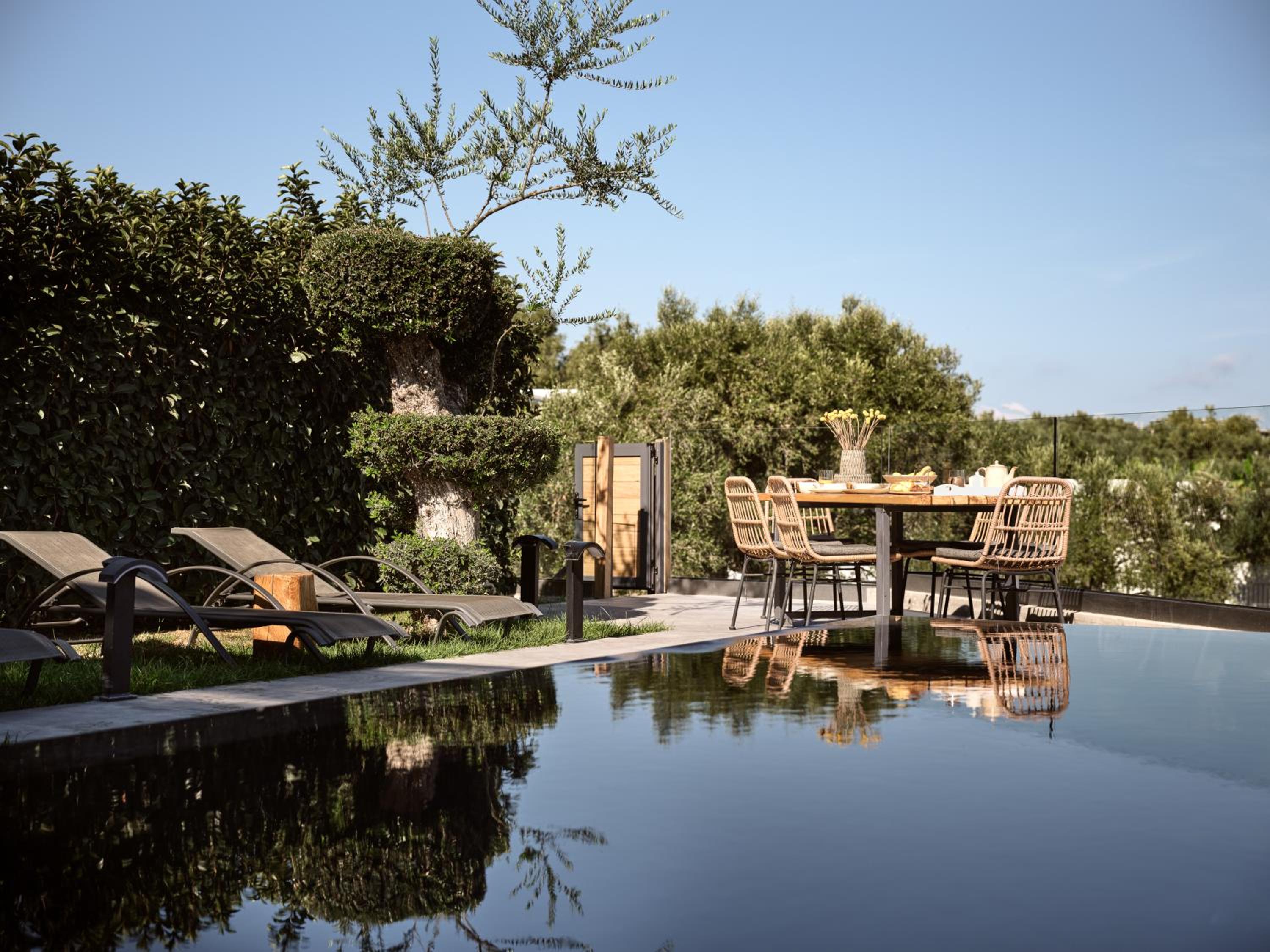 Galena Verde Deluxe SeaView Villas with Heated Pool, By ThinkVilla photo 3