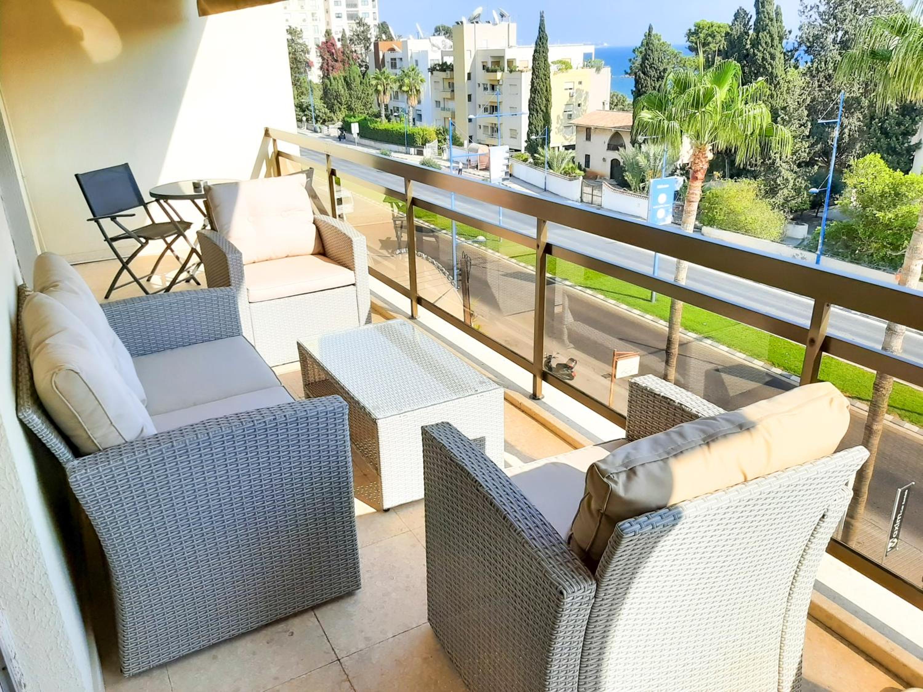 Limassol Vacations - Samson Sea Breeze, 3bed sleeps 6, free WiFi - Property Image 29
