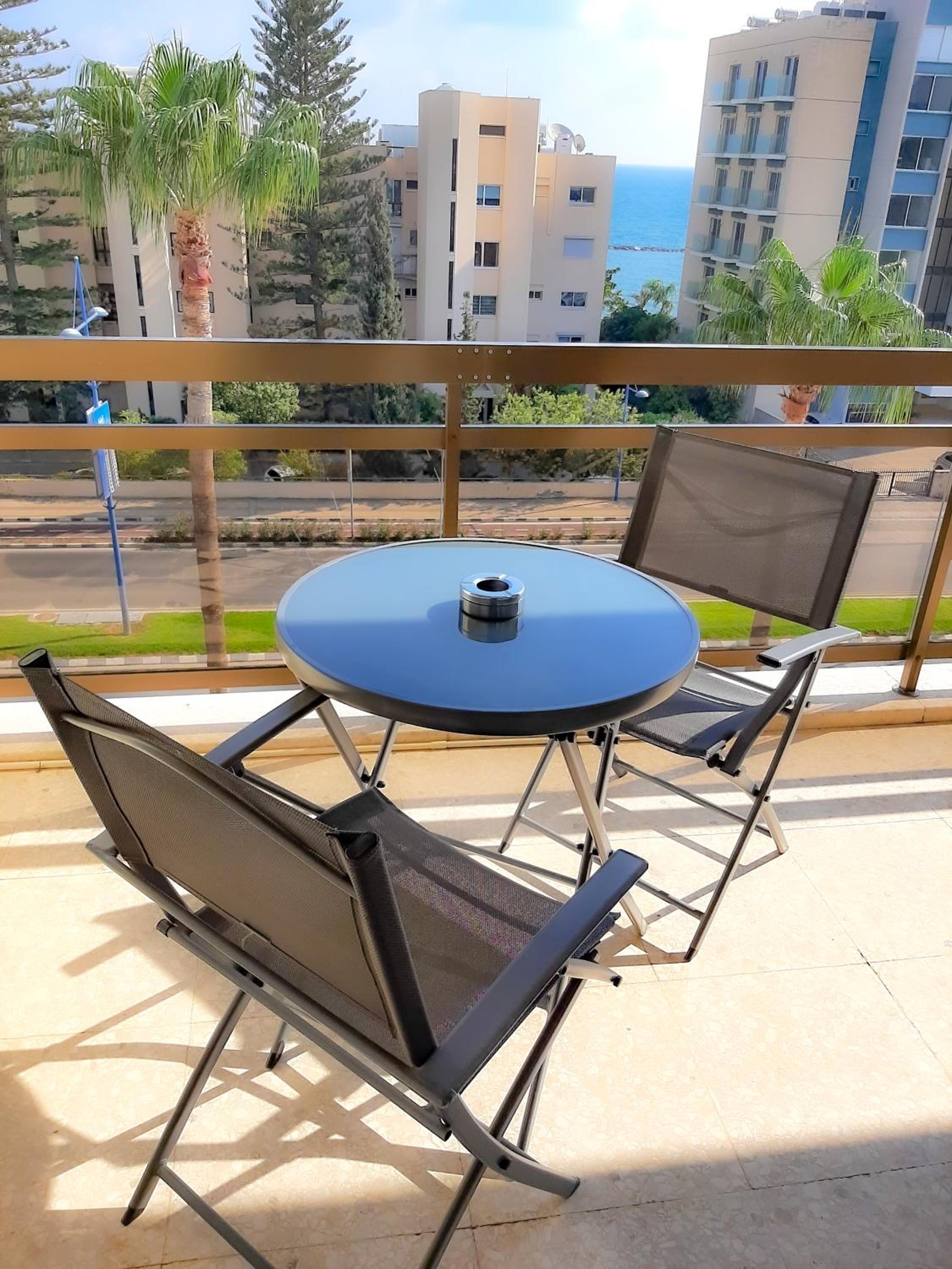 Limassol Vacations - Samson Sea Breeze, 3bed sleeps 6, free WiFi - Property Image 25
