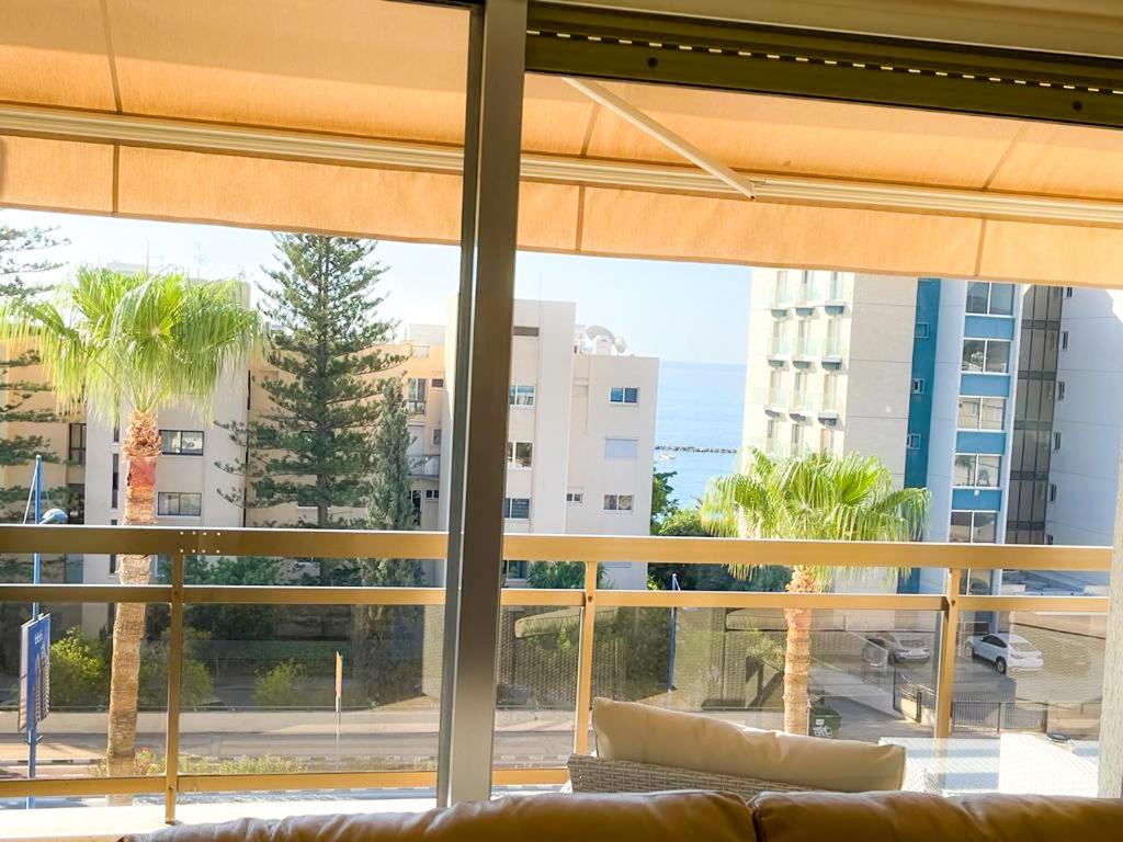 Limassol Vacations - Samson Sea Breeze, 3bed sleeps 6, free WiFi - Property Image 5