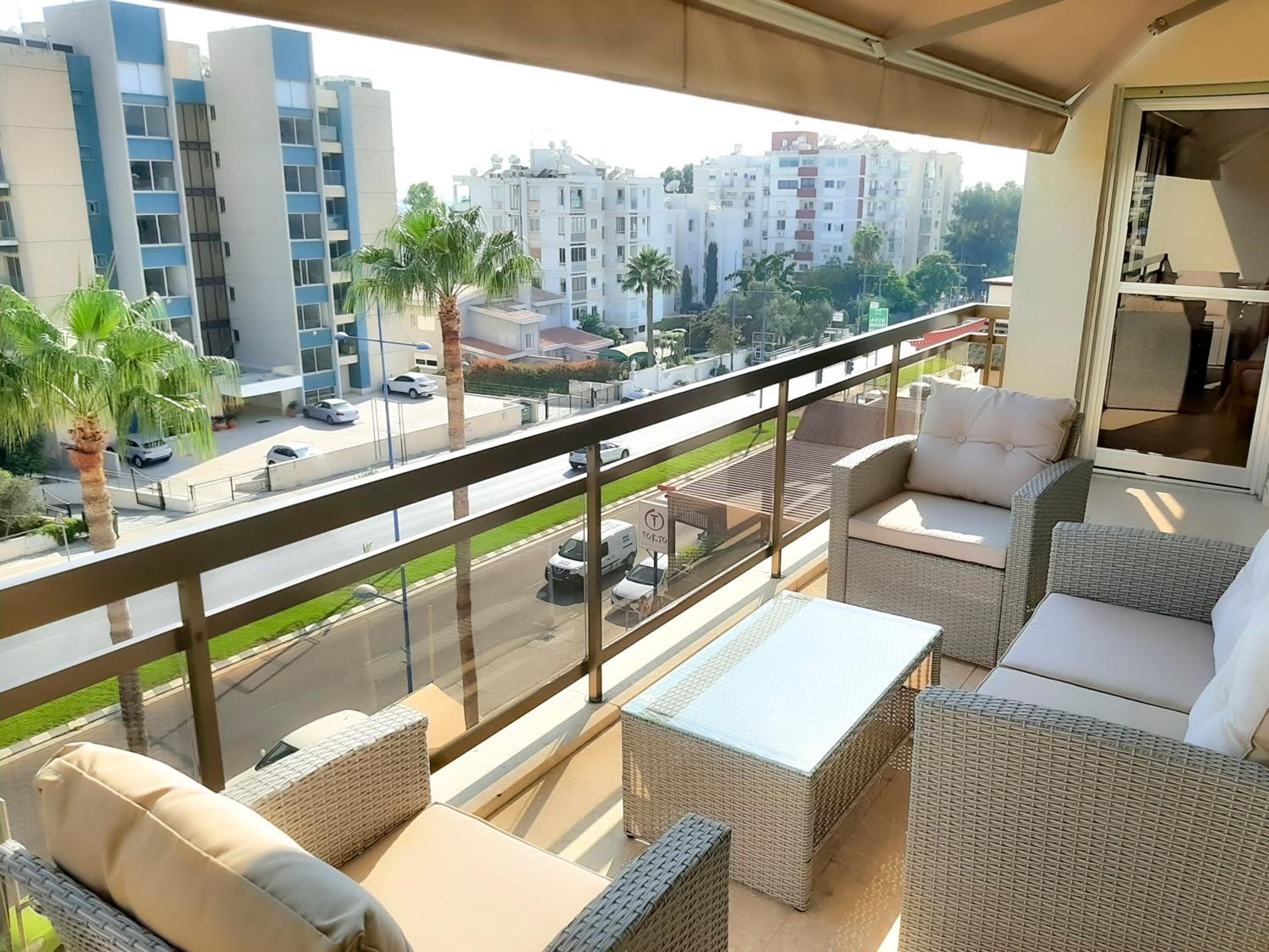 Limassol Vacations - Samson Sea Breeze, 3bed sleeps 6, free WiFi - Property Image 18