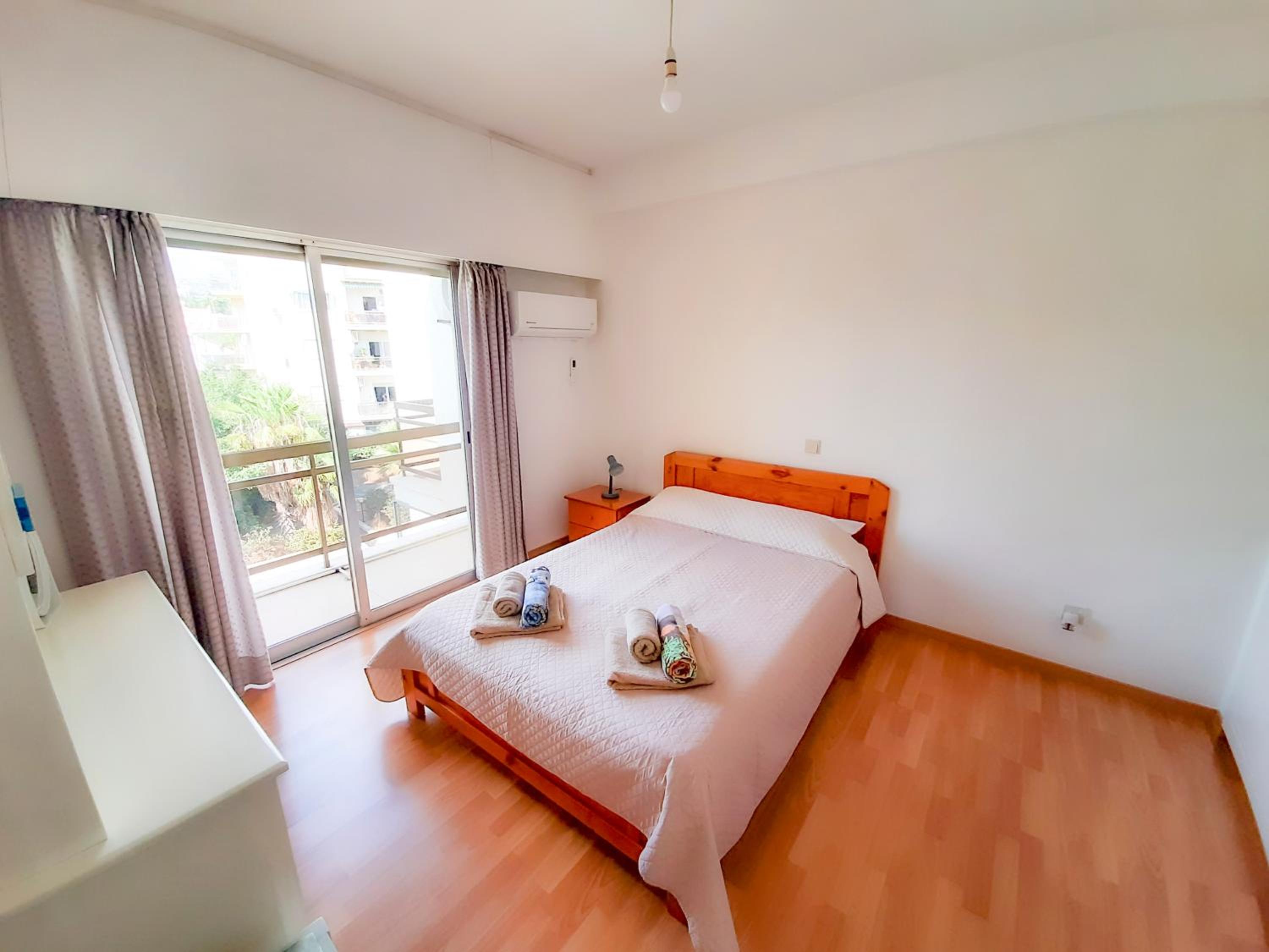 Limassol Vacations - Samson Sea Breeze, 3bed sleeps 6, free WiFi - Property Image 7