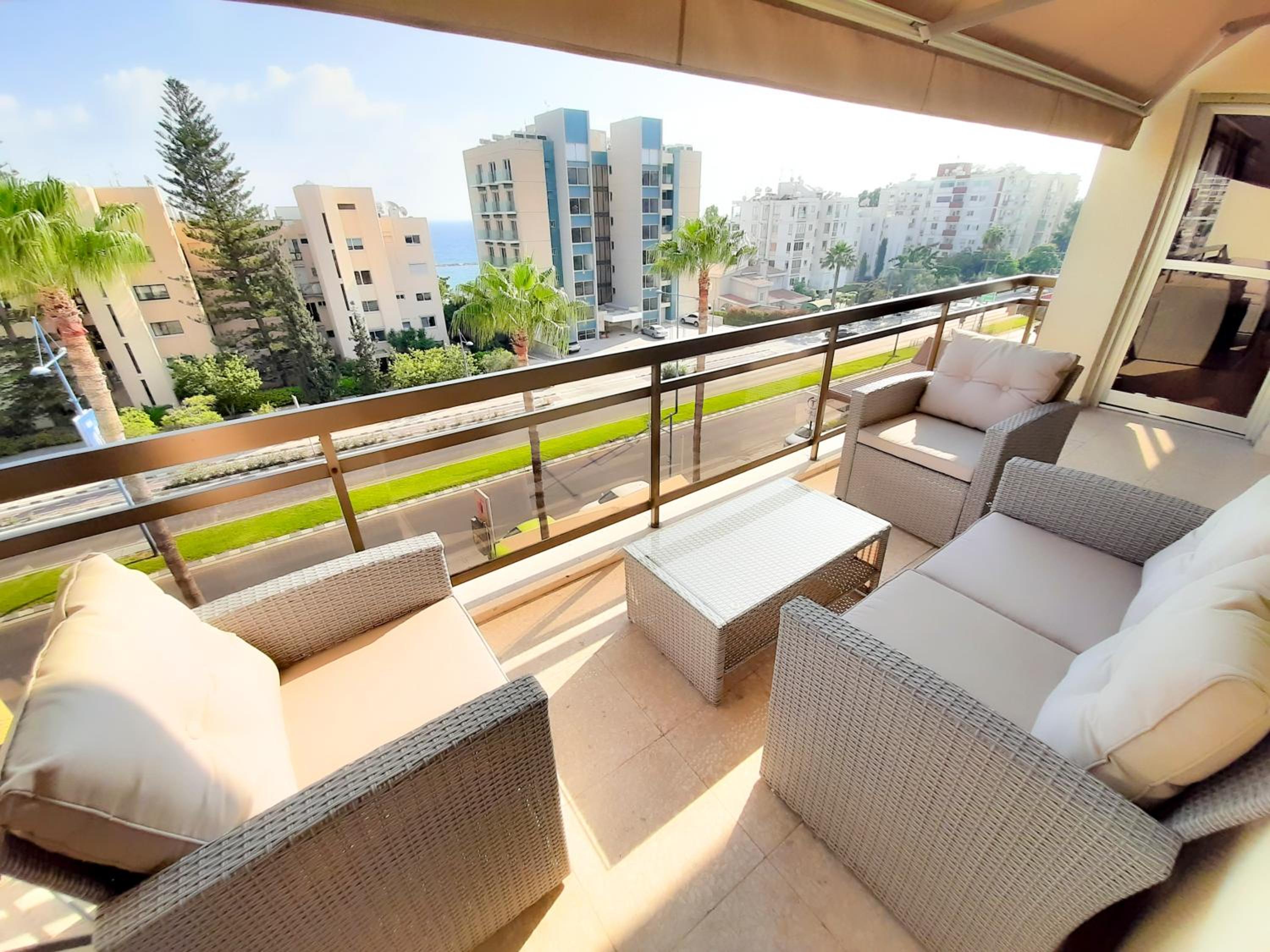 Limassol Vacations - Samson Sea Breeze, 3bed sleeps 6, free WiFi - Property Image 35