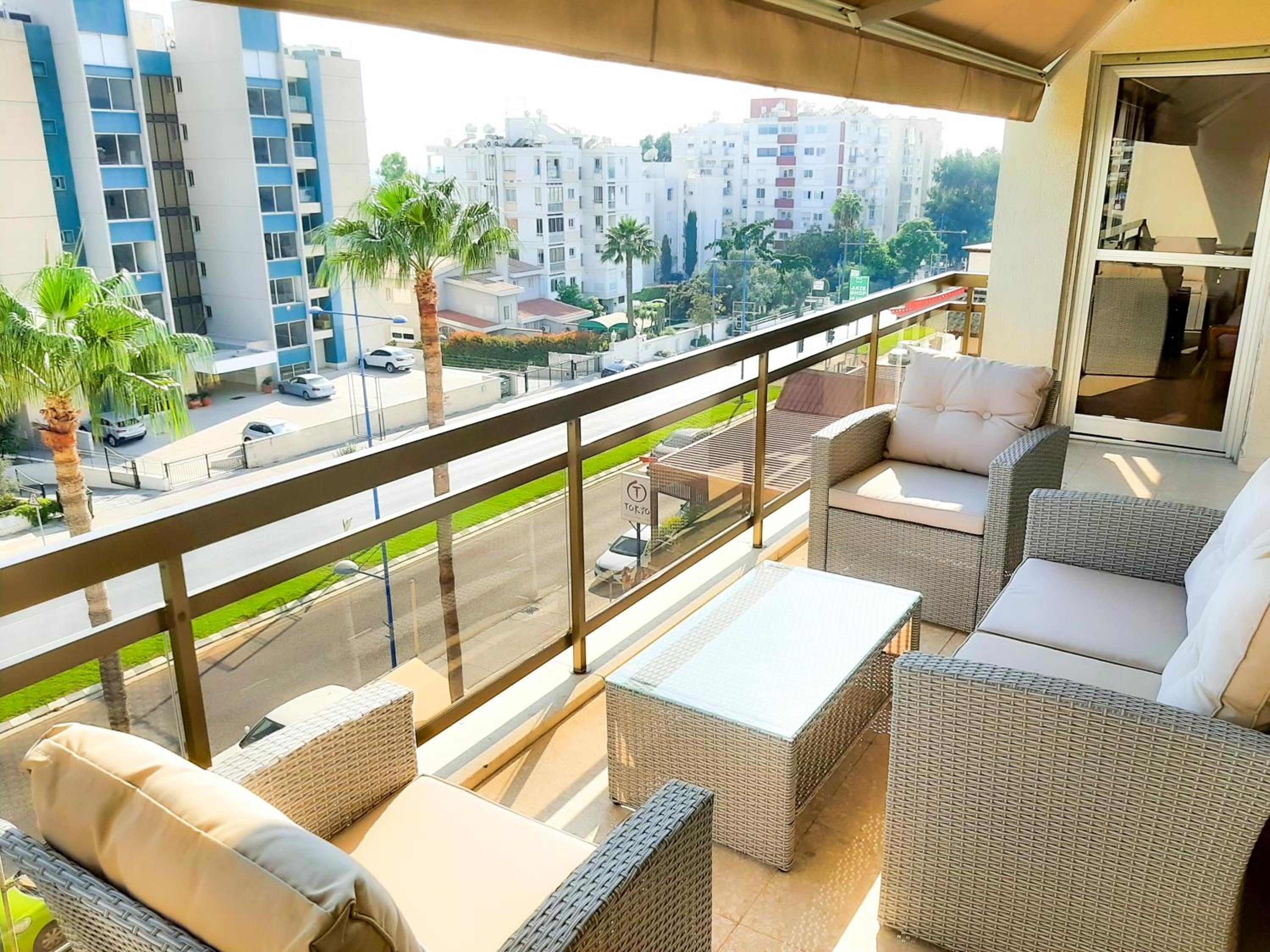 Limassol Vacations - Samson Sea Breeze, 3bed sleeps 6, free WiFi - Property Image 33