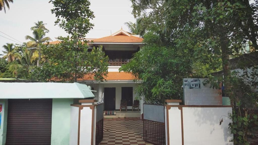 Nadhanael Beach and Backwater Homestay