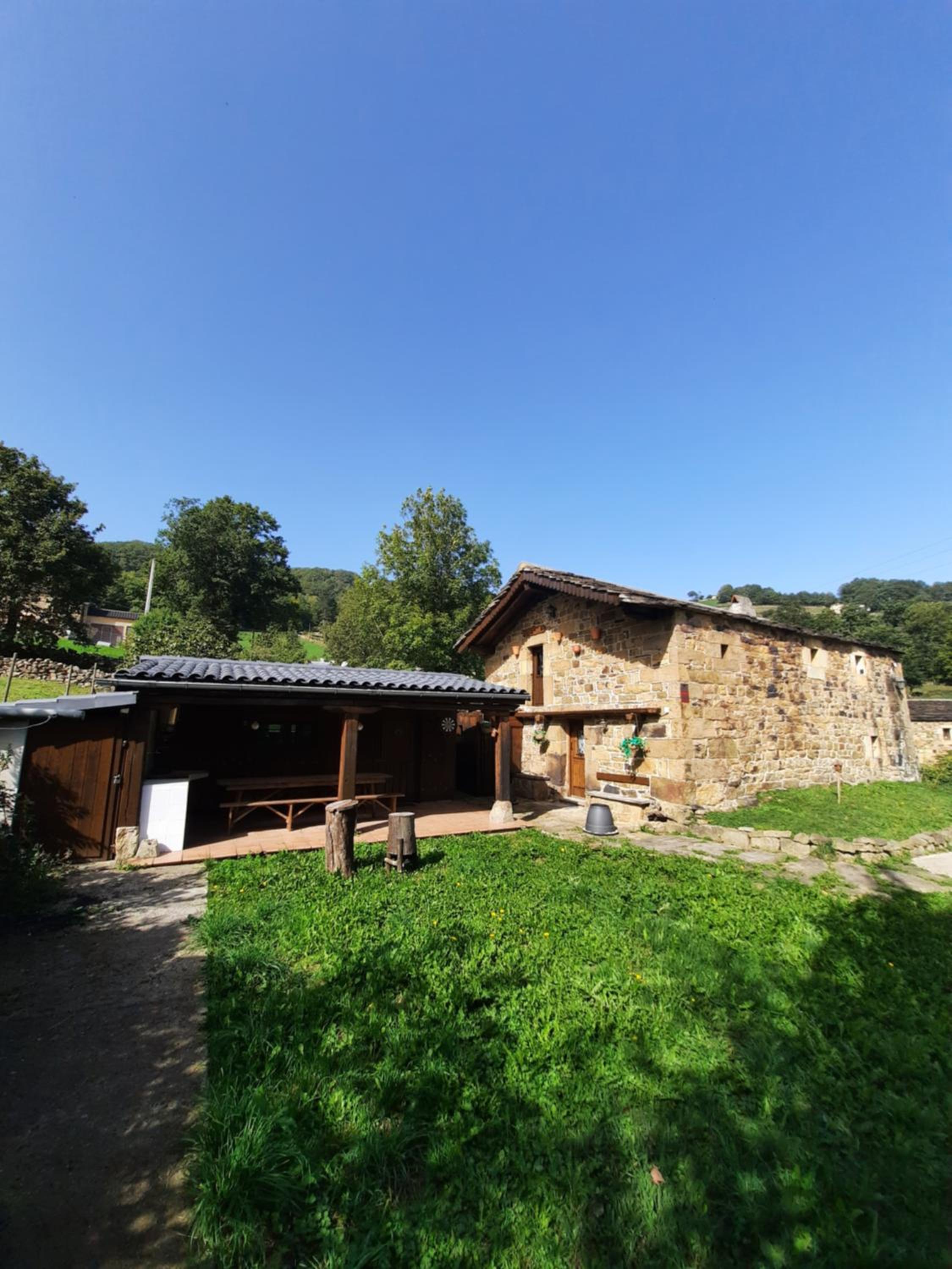Cabaña Pasiega La Quemada