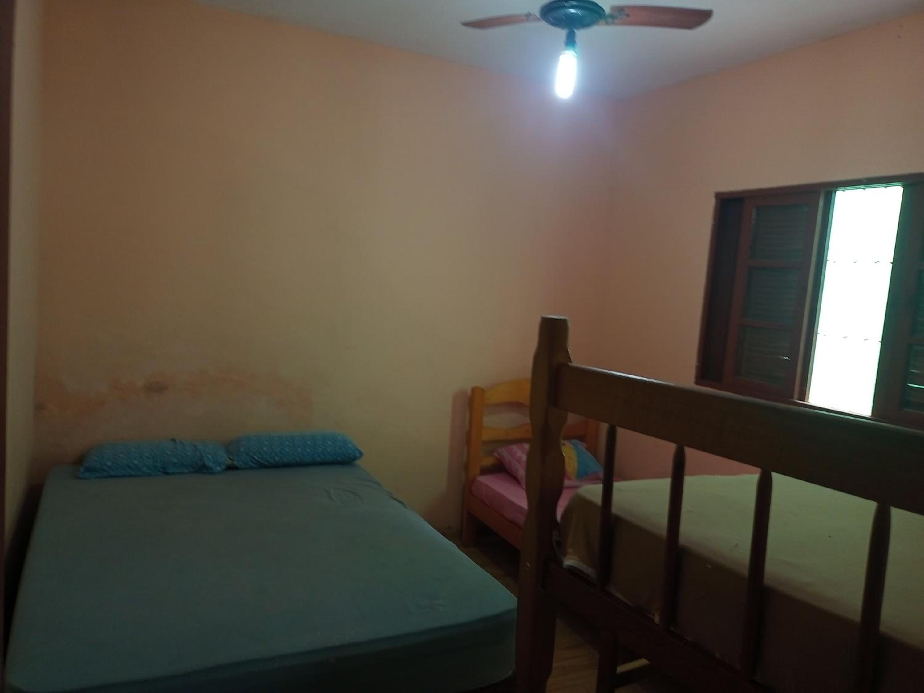 Casa com piscina em Mongaguá