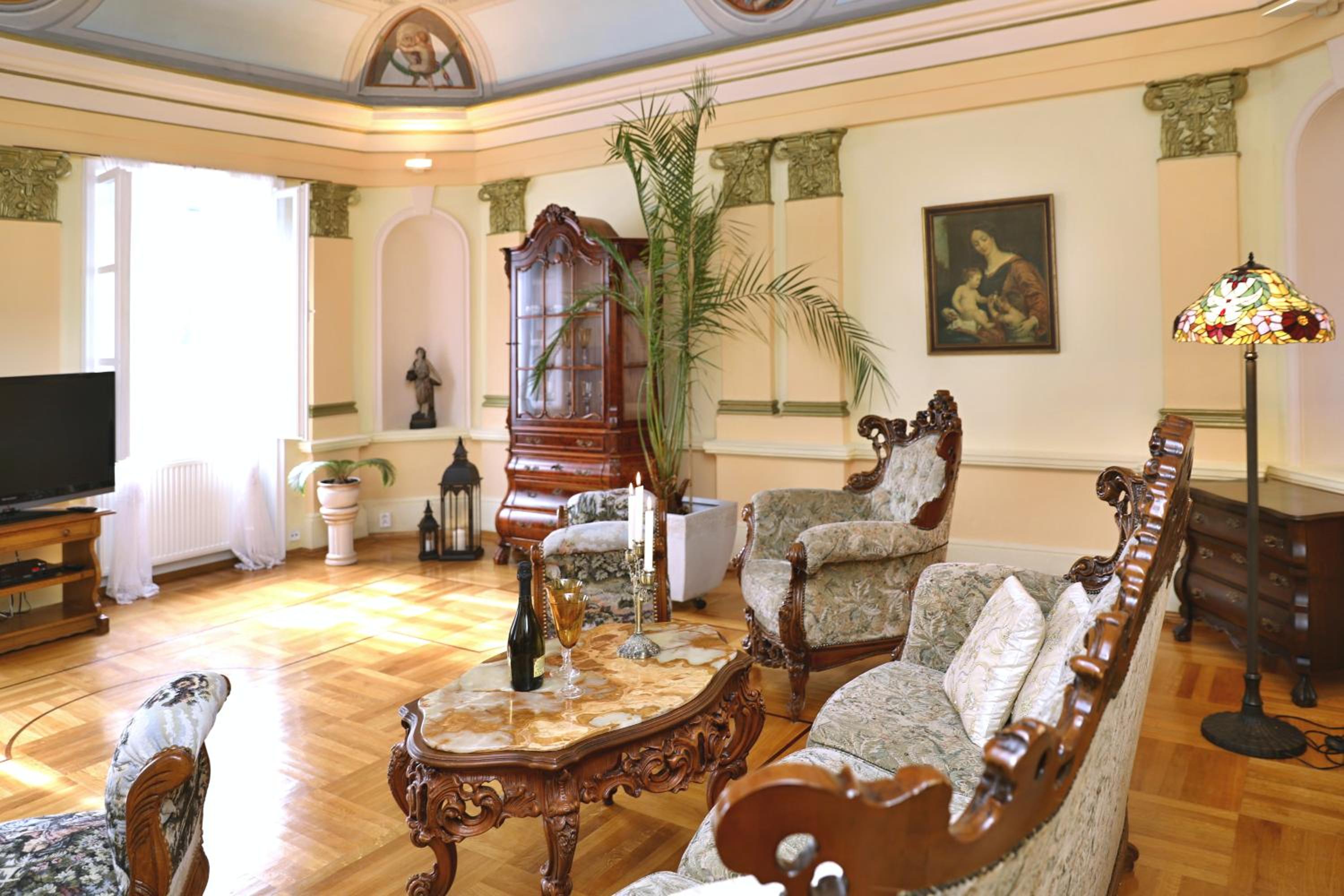 lounge