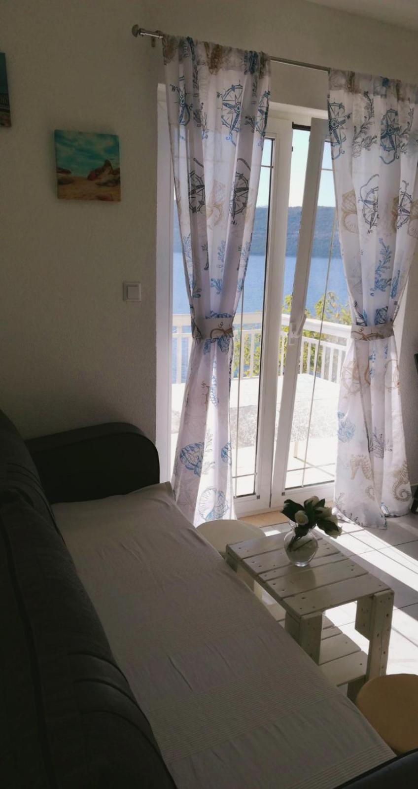 Apartmani Leženić Dada view 4