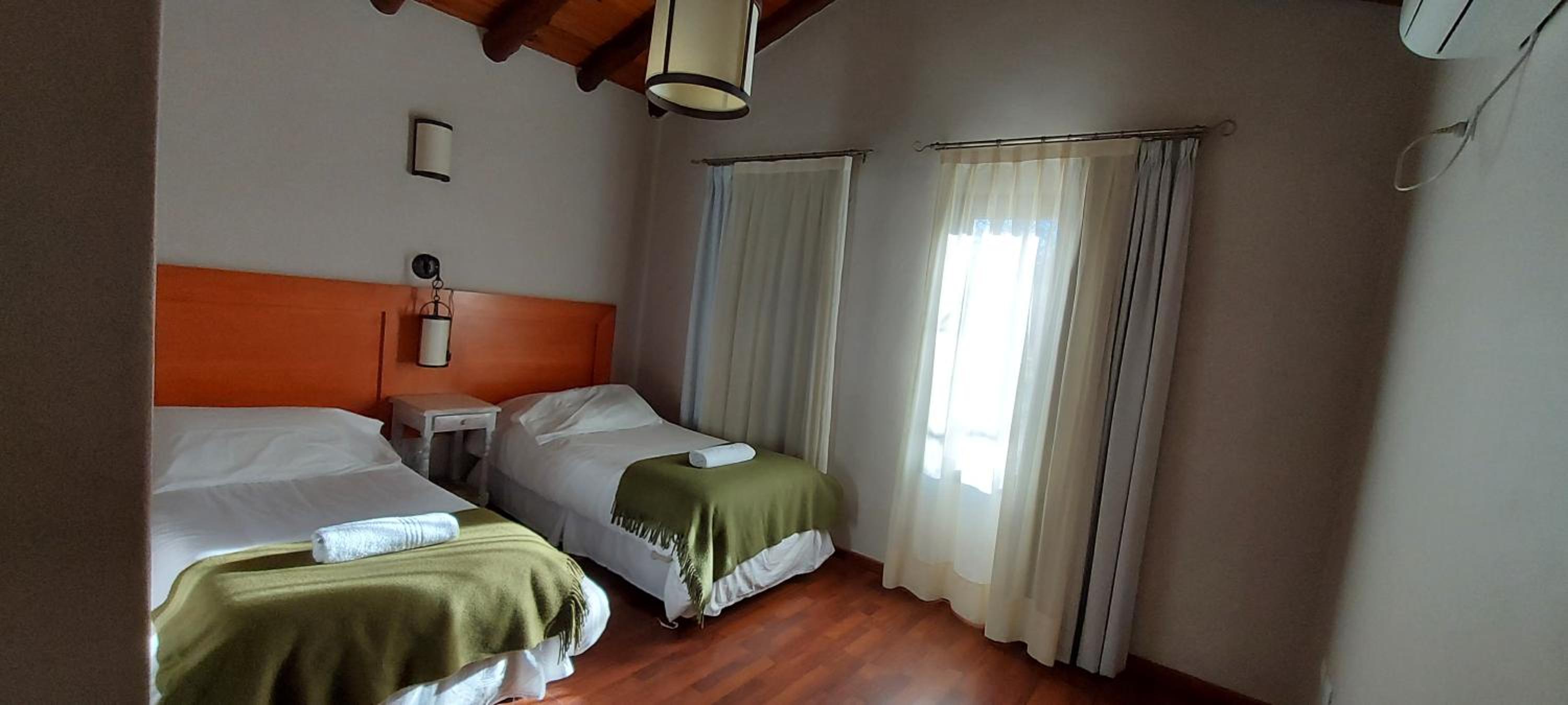 Complejo Yacana, casas de Campo de Categoría