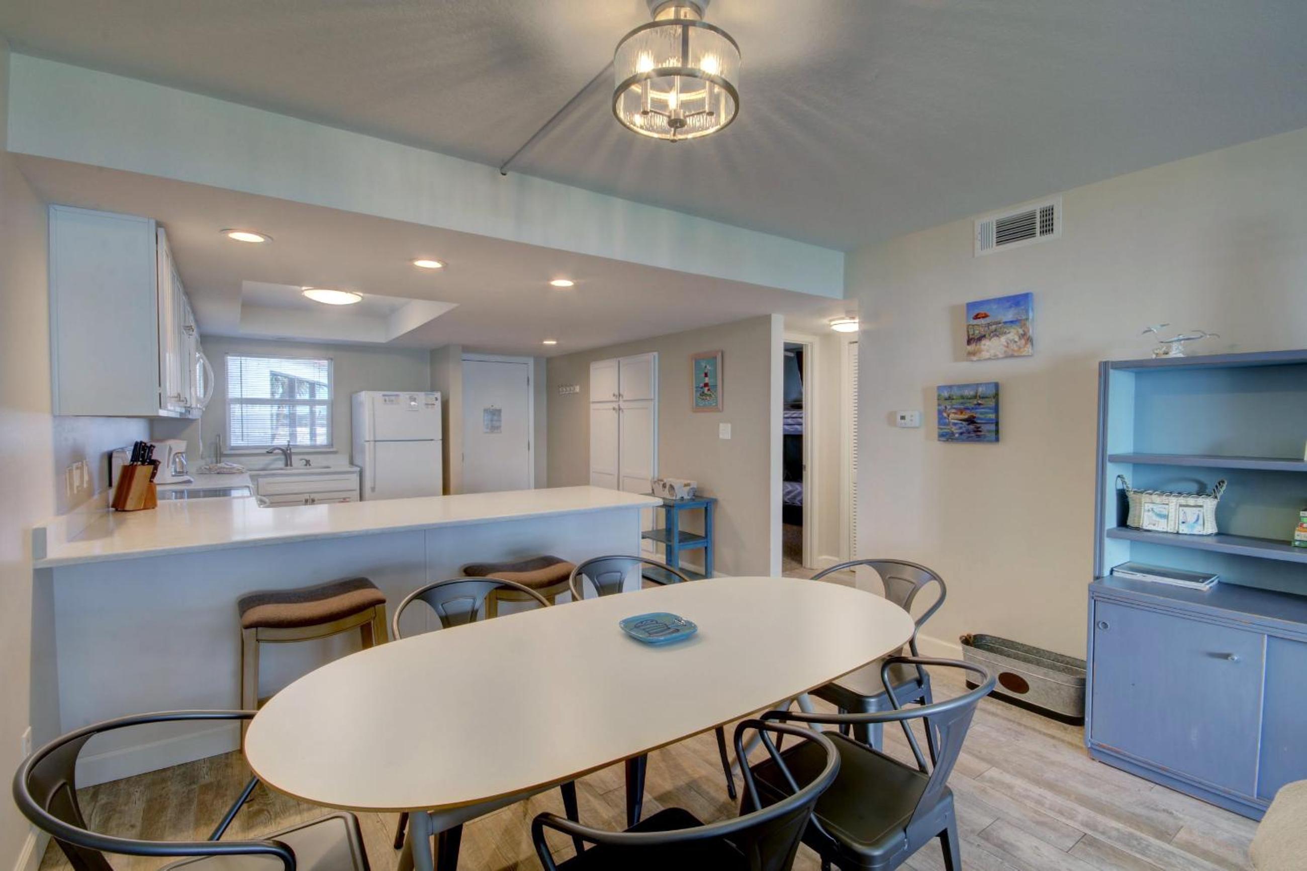 El Matador 423 - FREE TICKETS!! Your stay includes free tickets to many area attractions! view 4