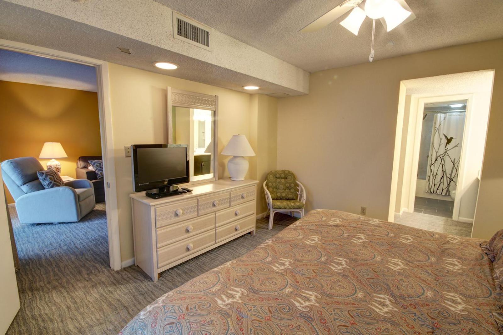 El Matador 447 - FREE TICKETS!! Your stay includes free tickets to many area attractions! view 5