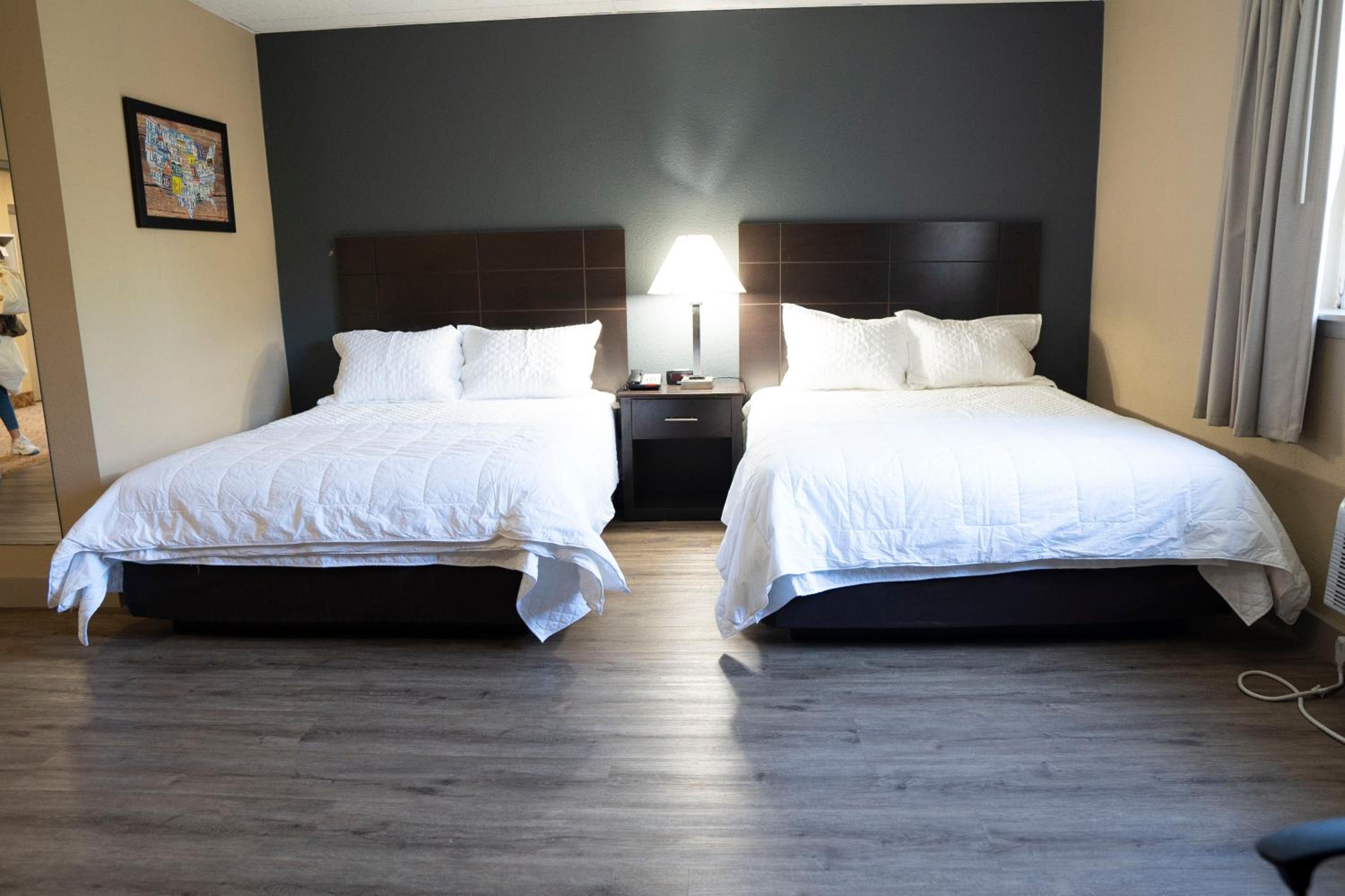 Boston Vacations - Framingham Inn - Property Image 3
