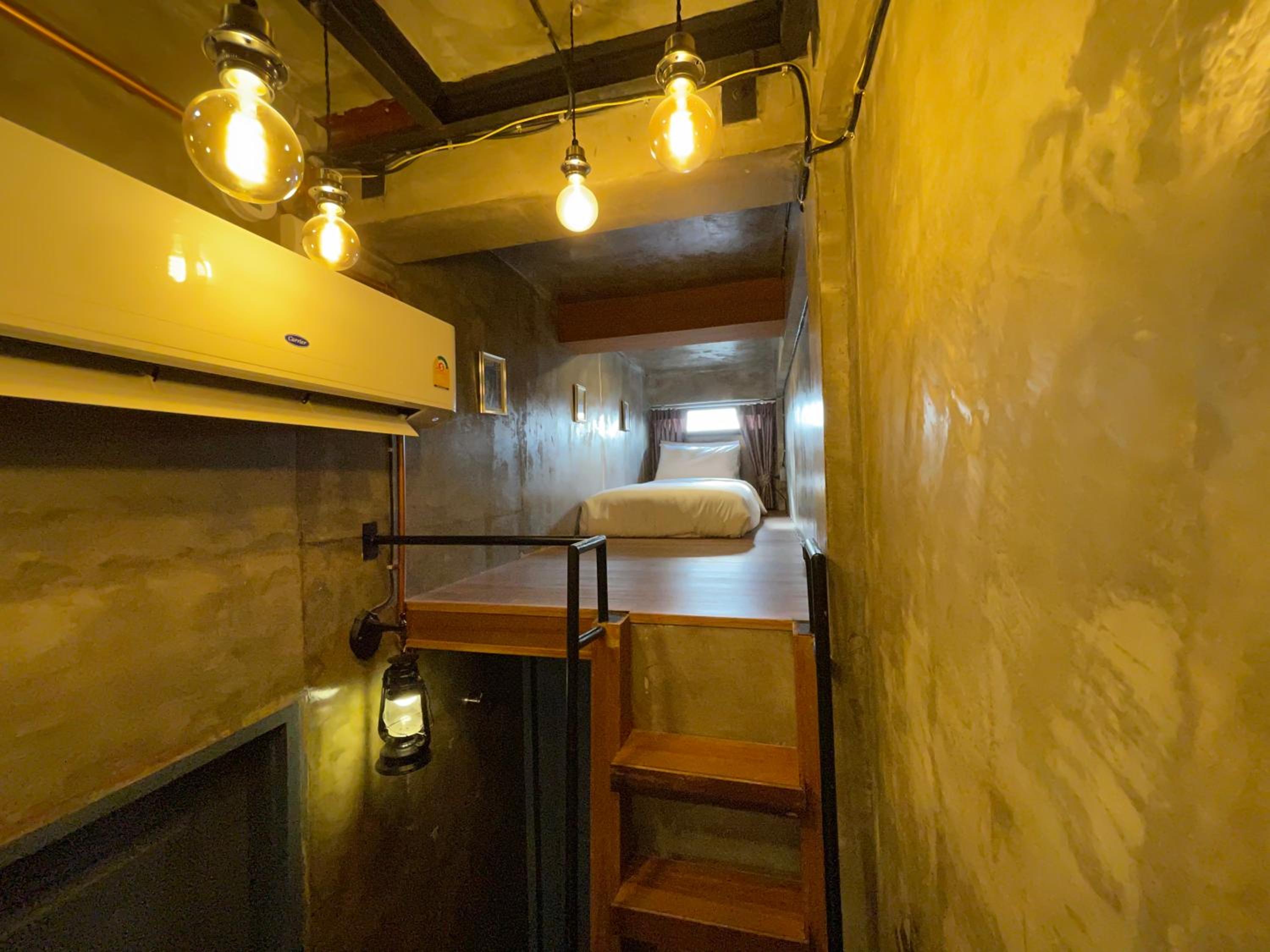 Central Old Town Cottage