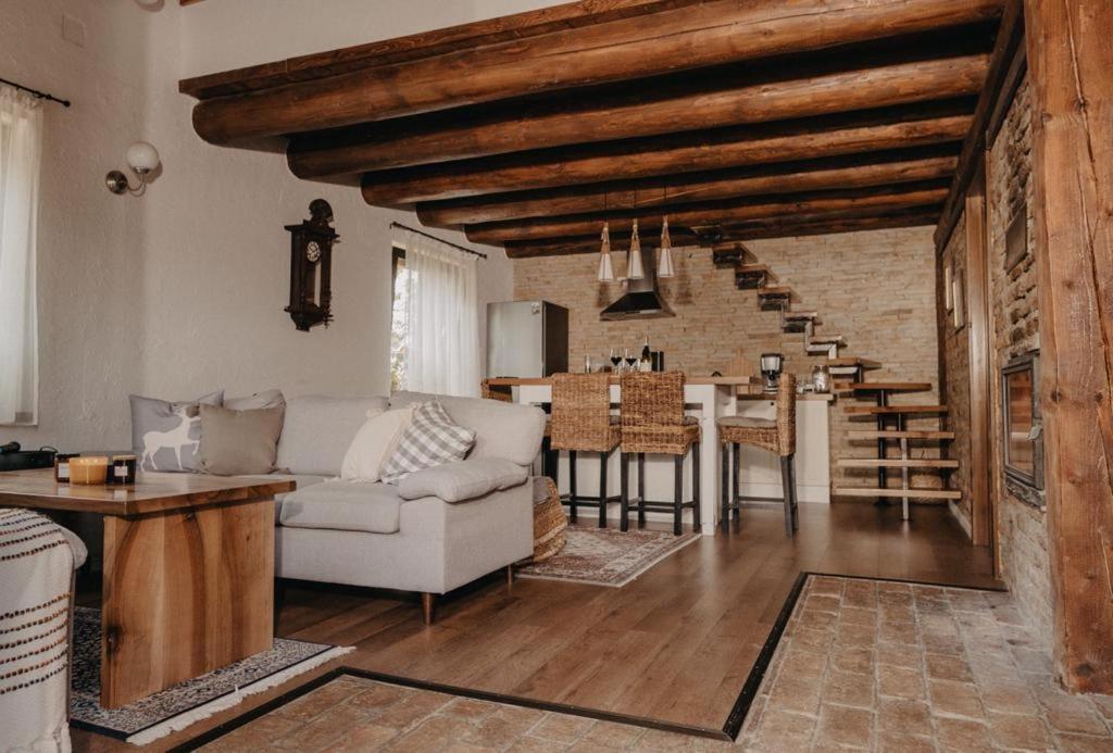 Honey home view 4