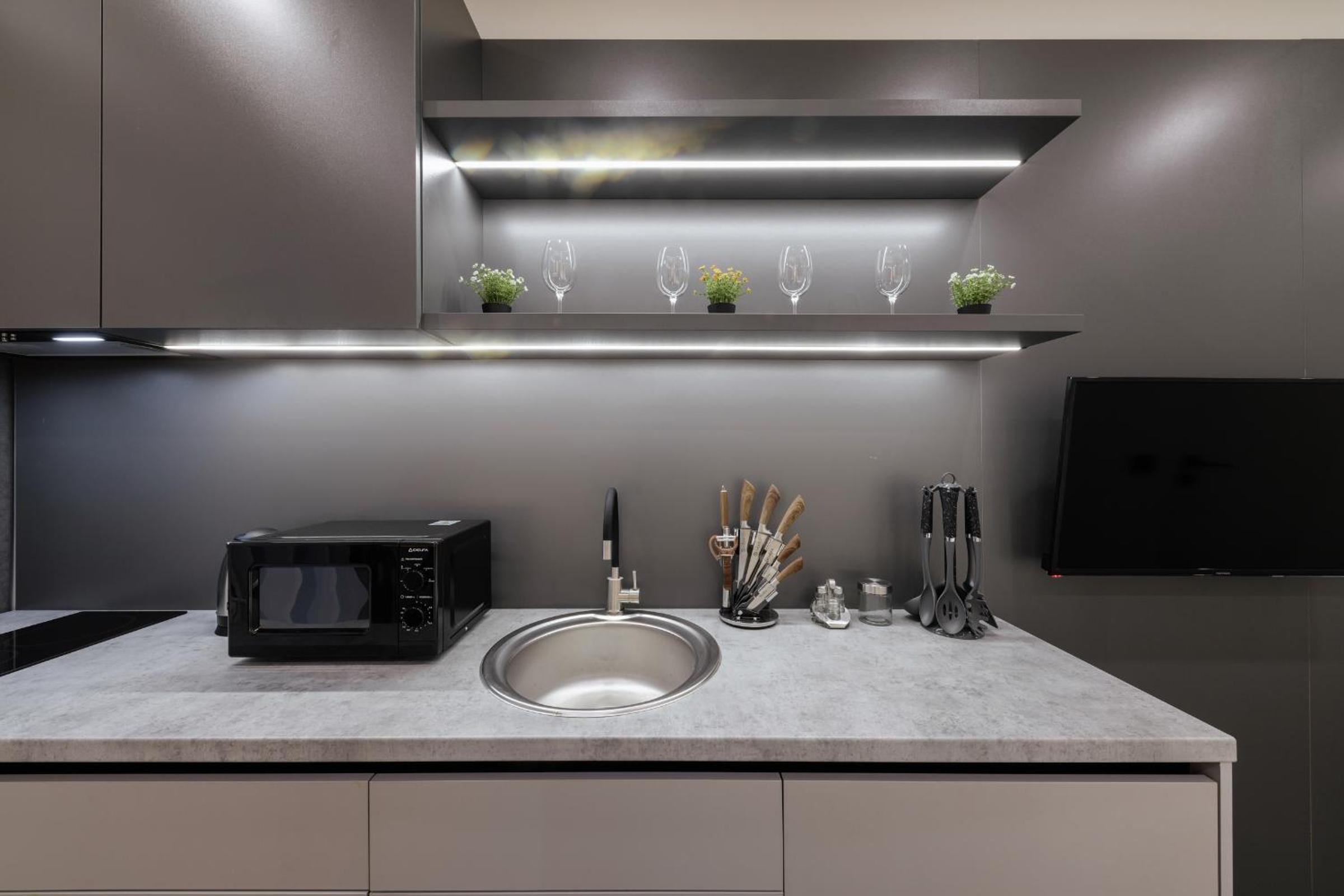 EVURI Apartments Smart House view 4