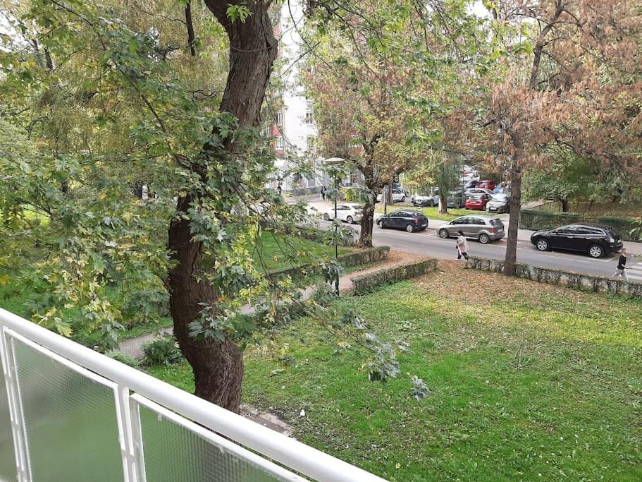 White & Tidy - Apartment Sarajevo