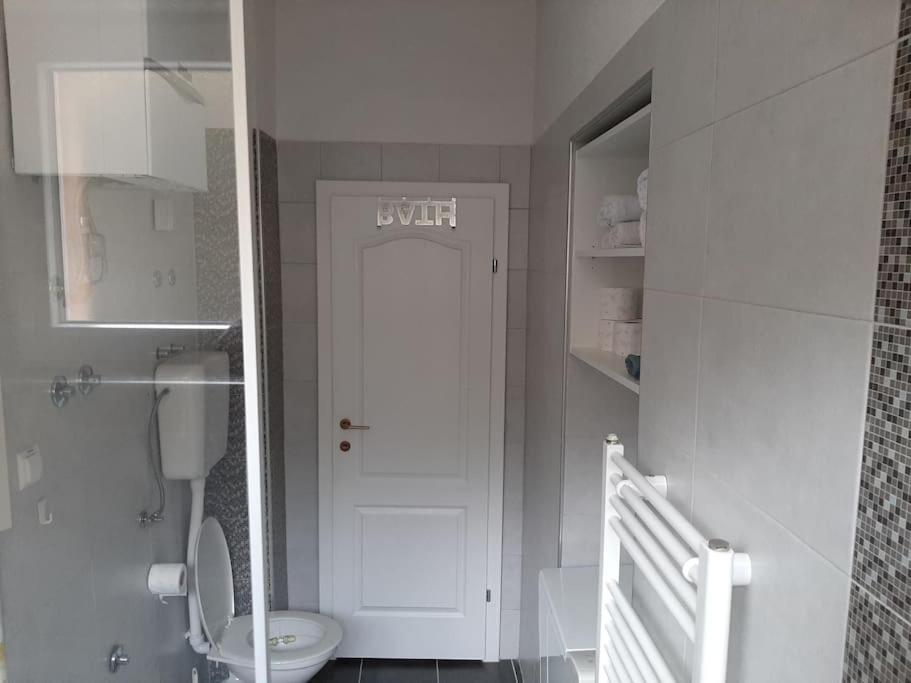 White & Tidy - Apartment Sarajevo