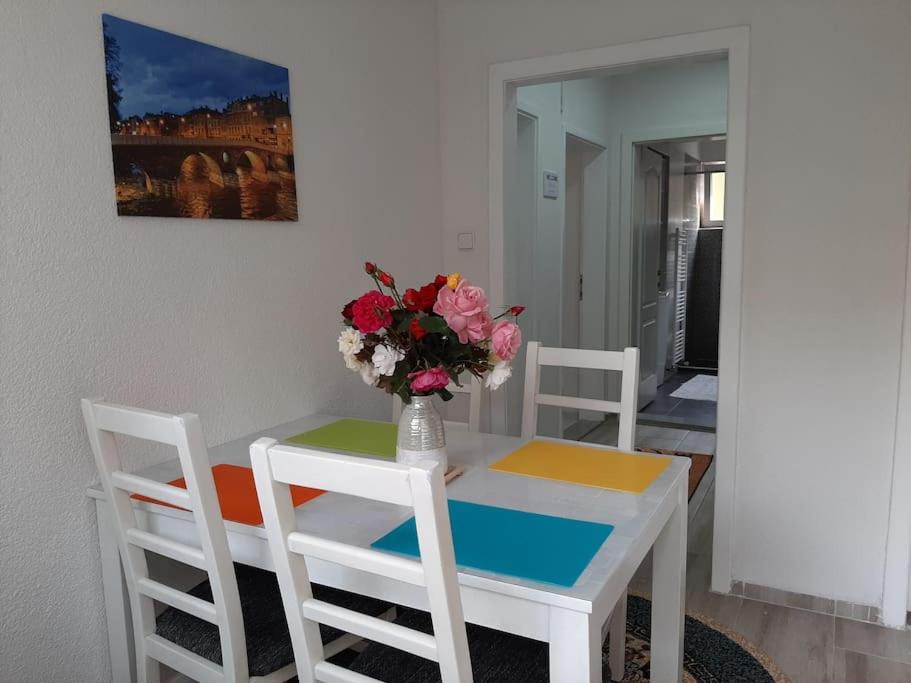 White & Tidy - Apartment Sarajevo