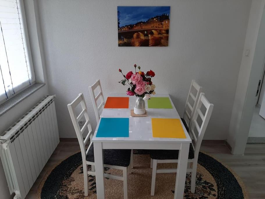 White & Tidy - Apartment Sarajevo