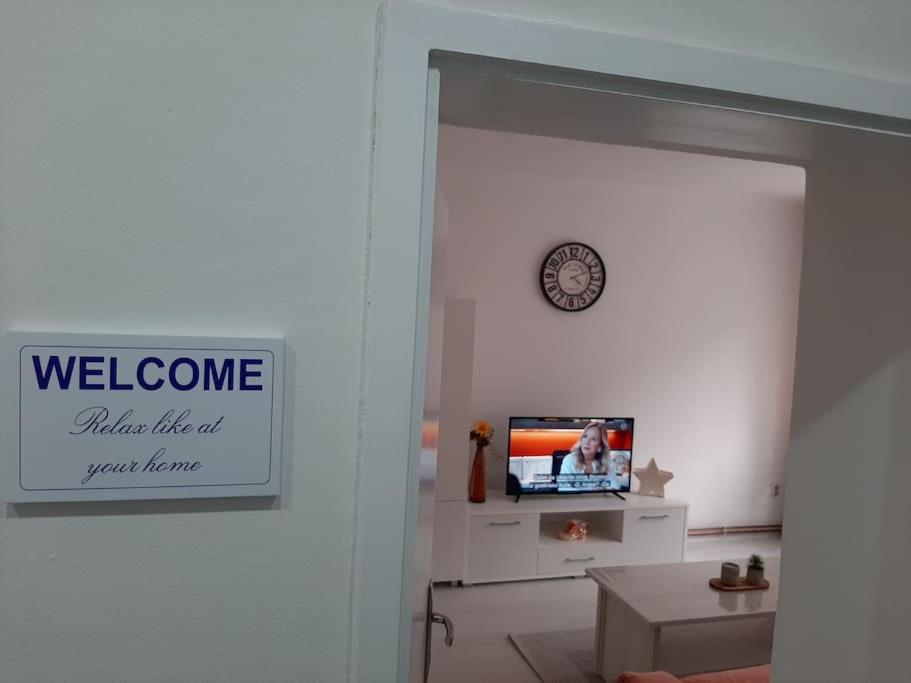 White & Tidy - Apartment Sarajevo