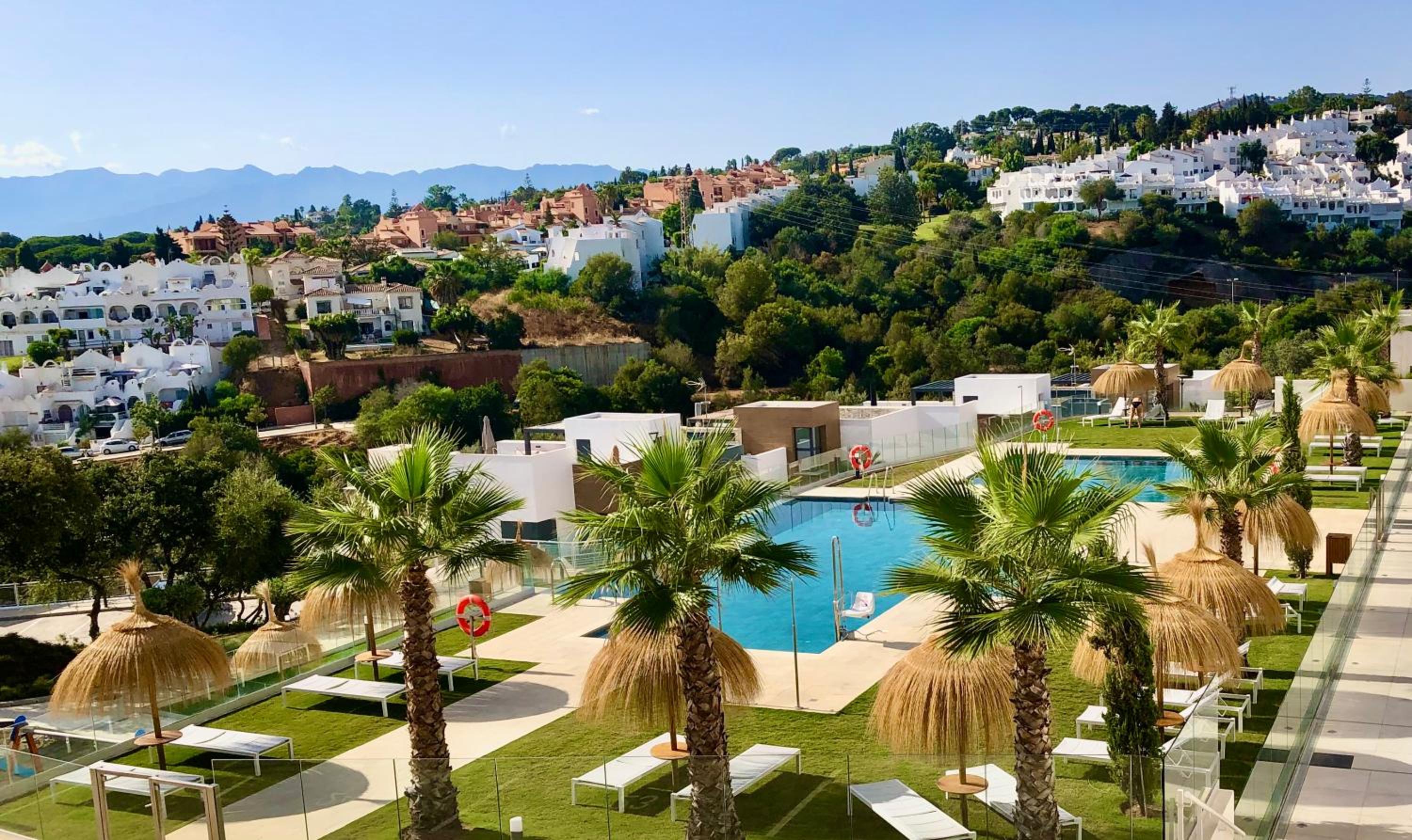 Modern Apartment in front of Cabopino Golf