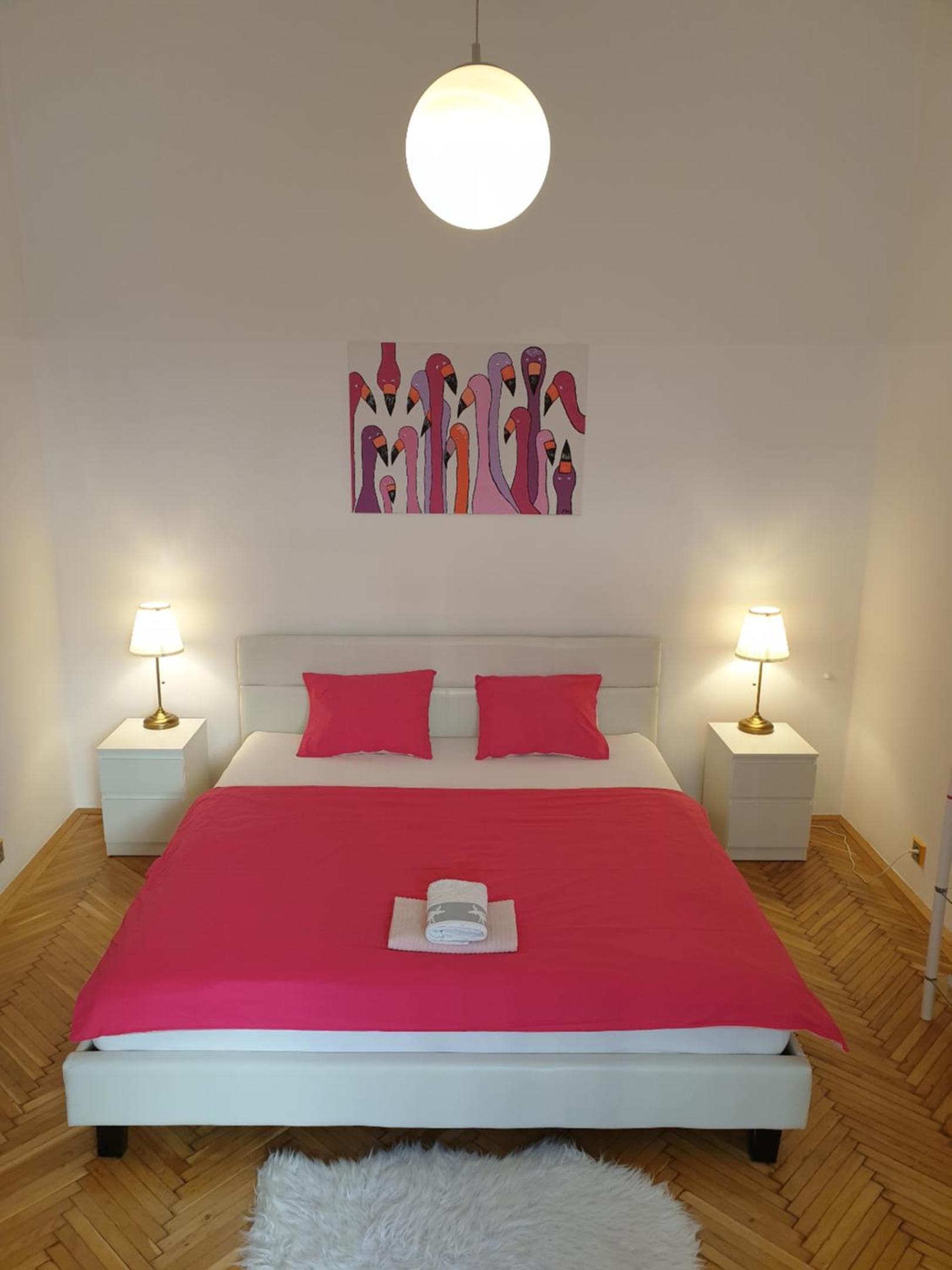 Sunny and spacious apartment near city centre