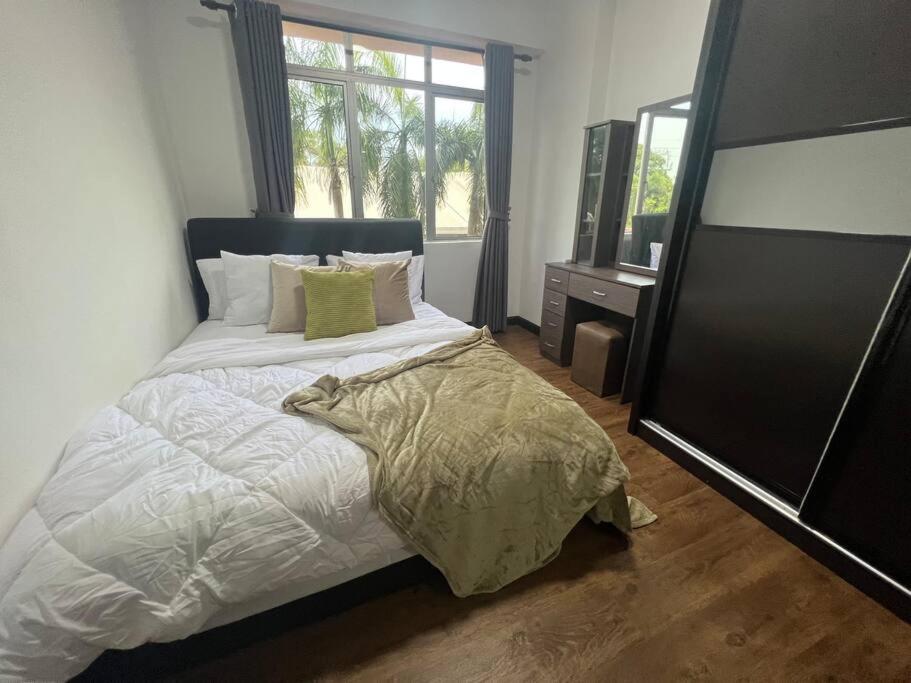 Glory Beach Aparment 2 Bedroom Port Dickson photo 1