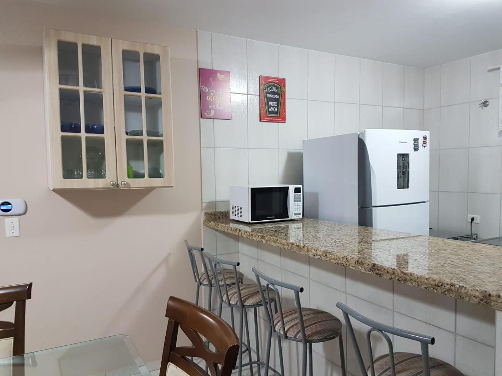 Linda casa c/Piscina, Ar e conforto próximo do Mar