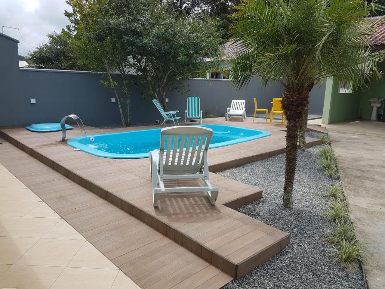 Linda casa c/Piscina, Ar e conforto próximo do Mar