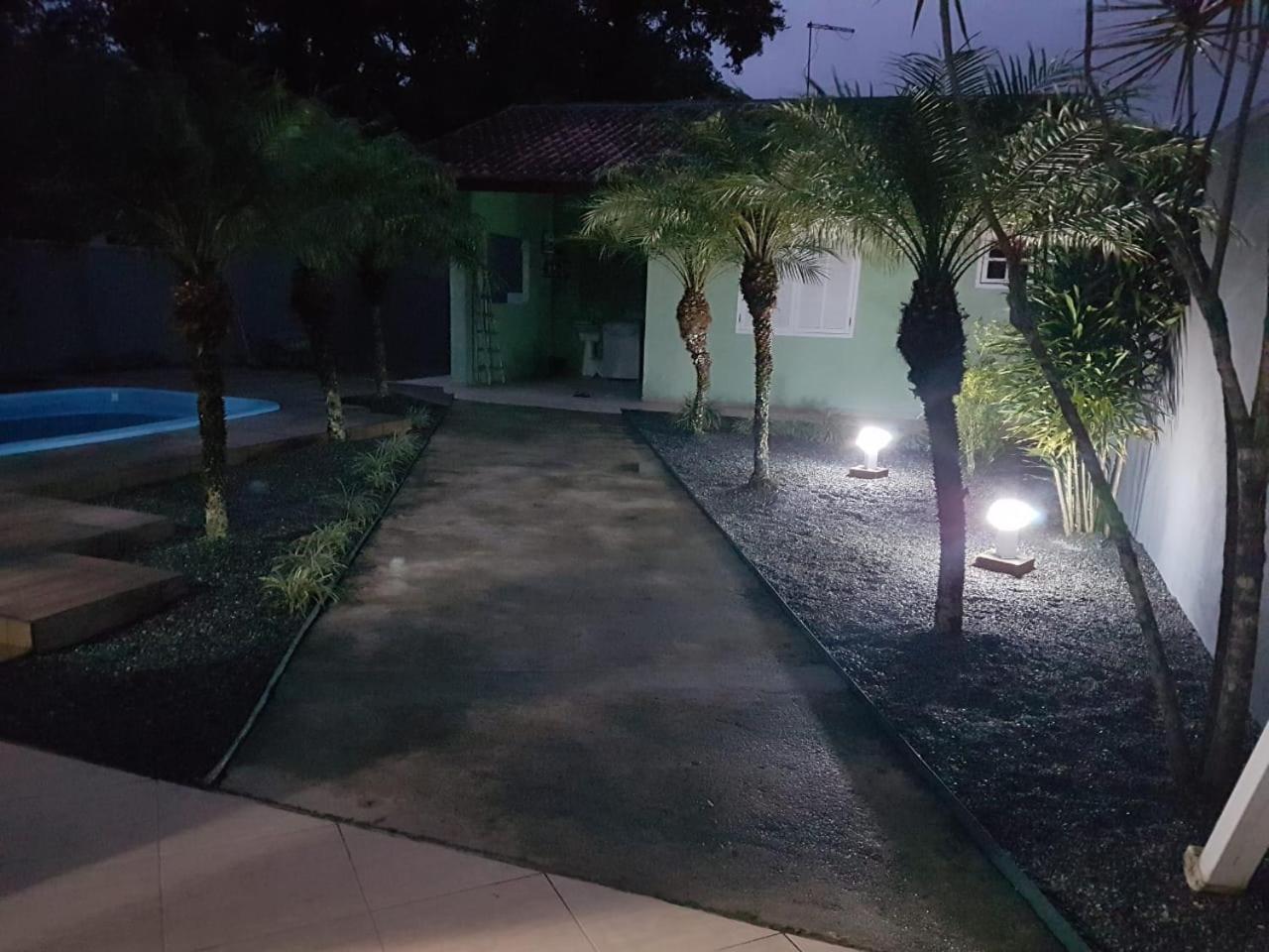 Linda casa c/Piscina, Ar e conforto próximo do Mar