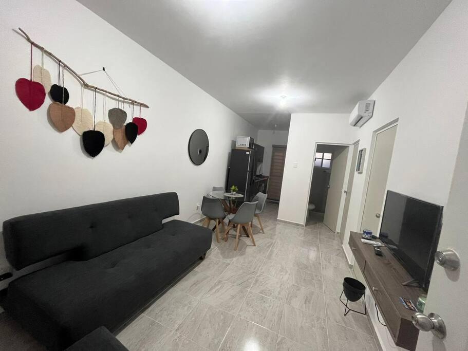 Photo 33