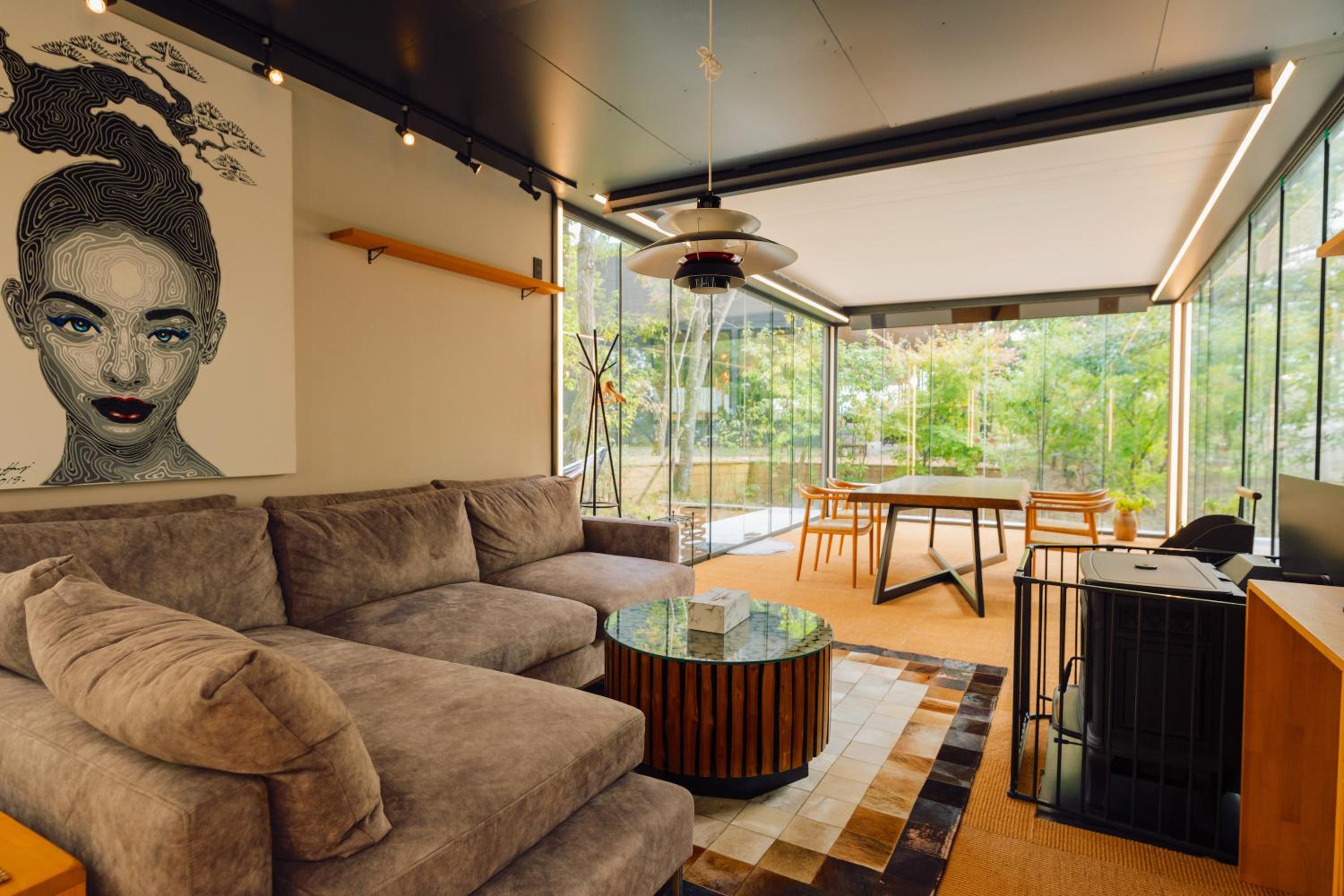 Yufuin Glamping COMOREBI view 3