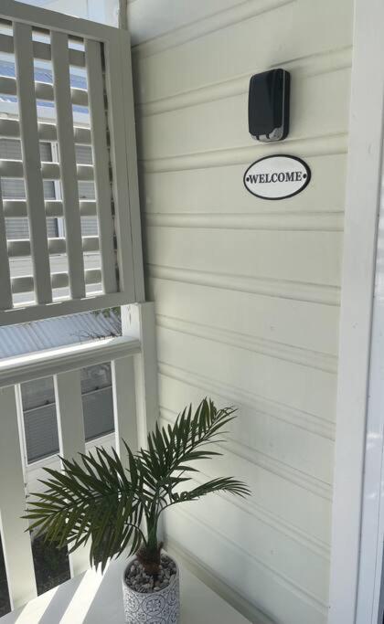 Studio Seaside Self-contained apartment
