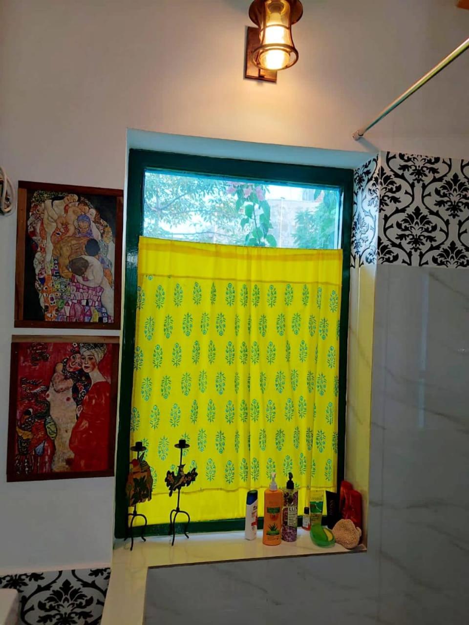 The Coral House Homestay by the Taj