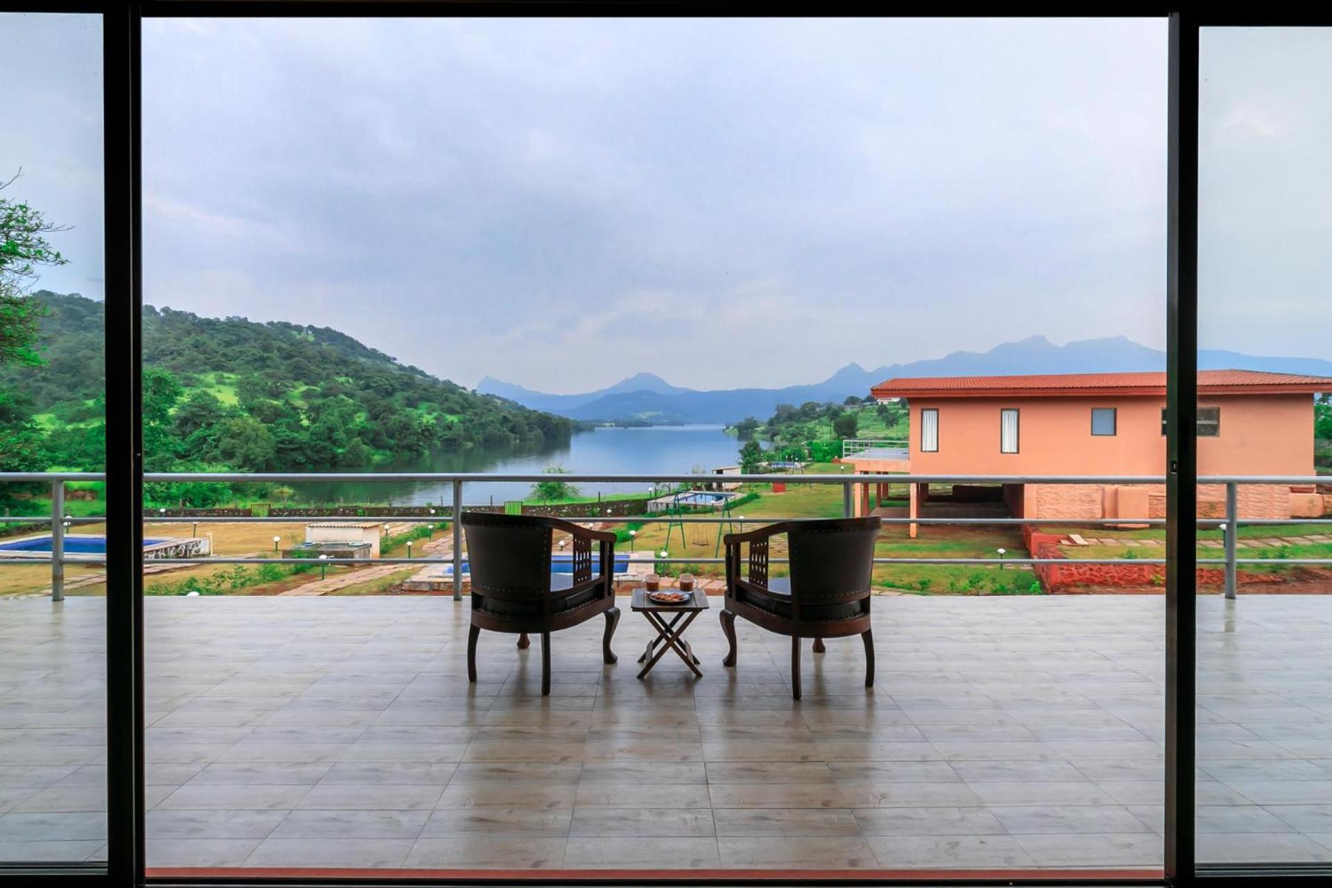 StayVista's Shivom Villa 2 - A Serene Escape with Views of the Valley and Lake view 4