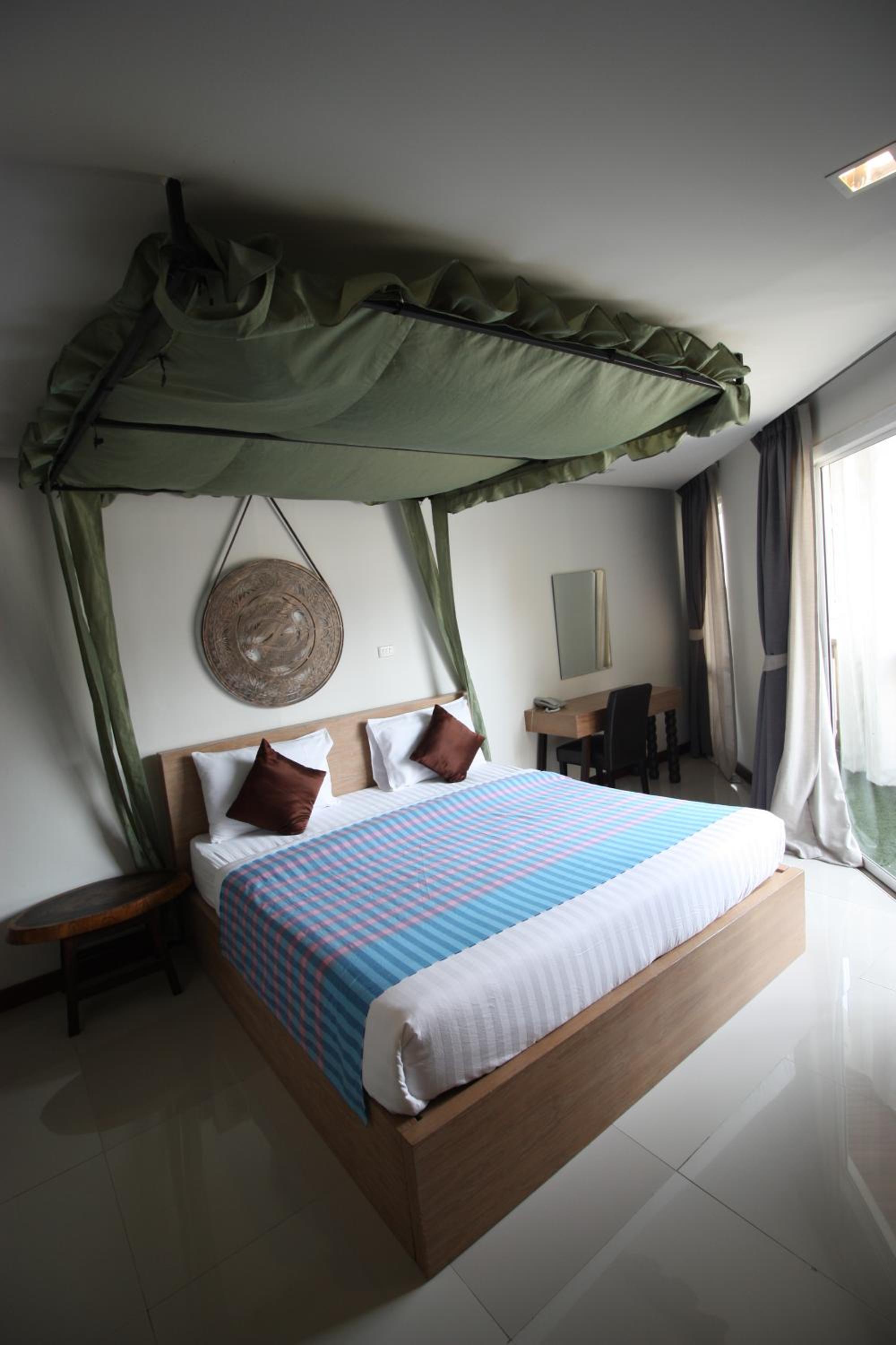 Nakorn De Sukhothai Hip Hotel