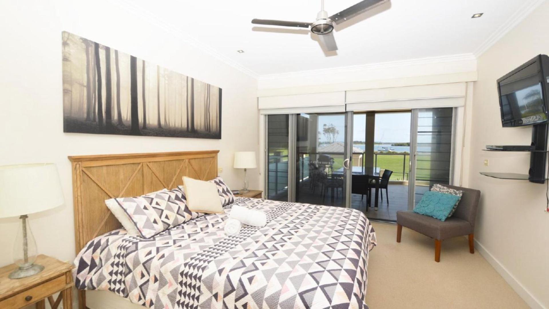 Watermark 5 Luxury Riverview Apartments