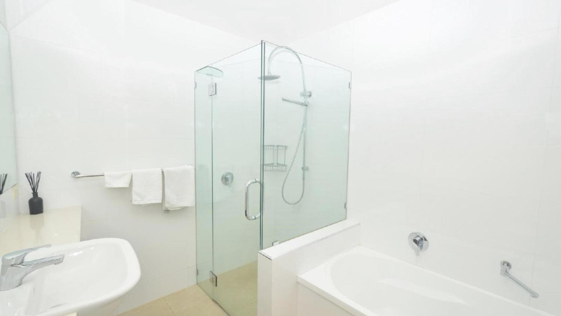 Watermark 5 Luxury Riverview Apartments