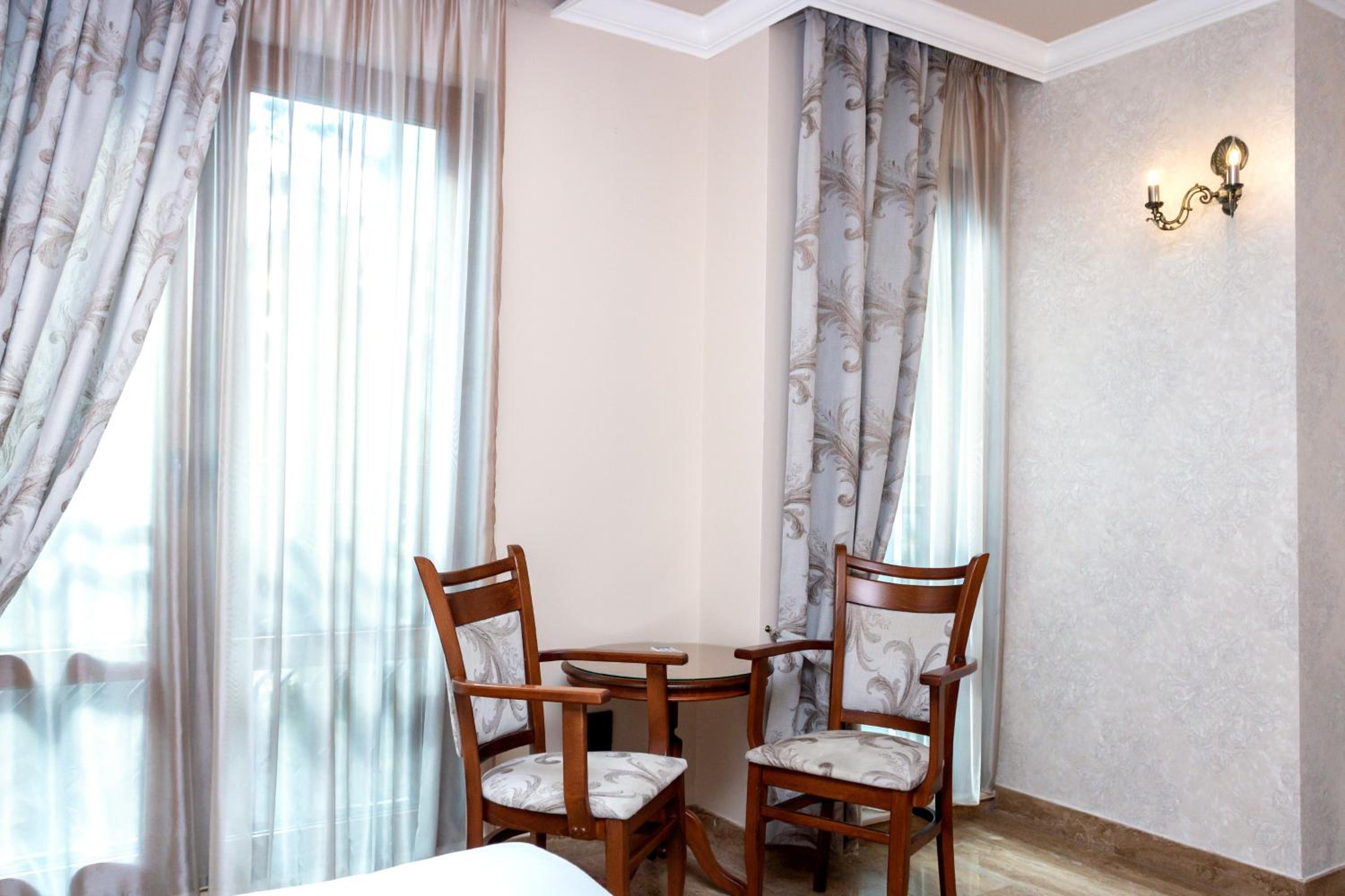 Mon Ami Apart in Studentski Grad Area