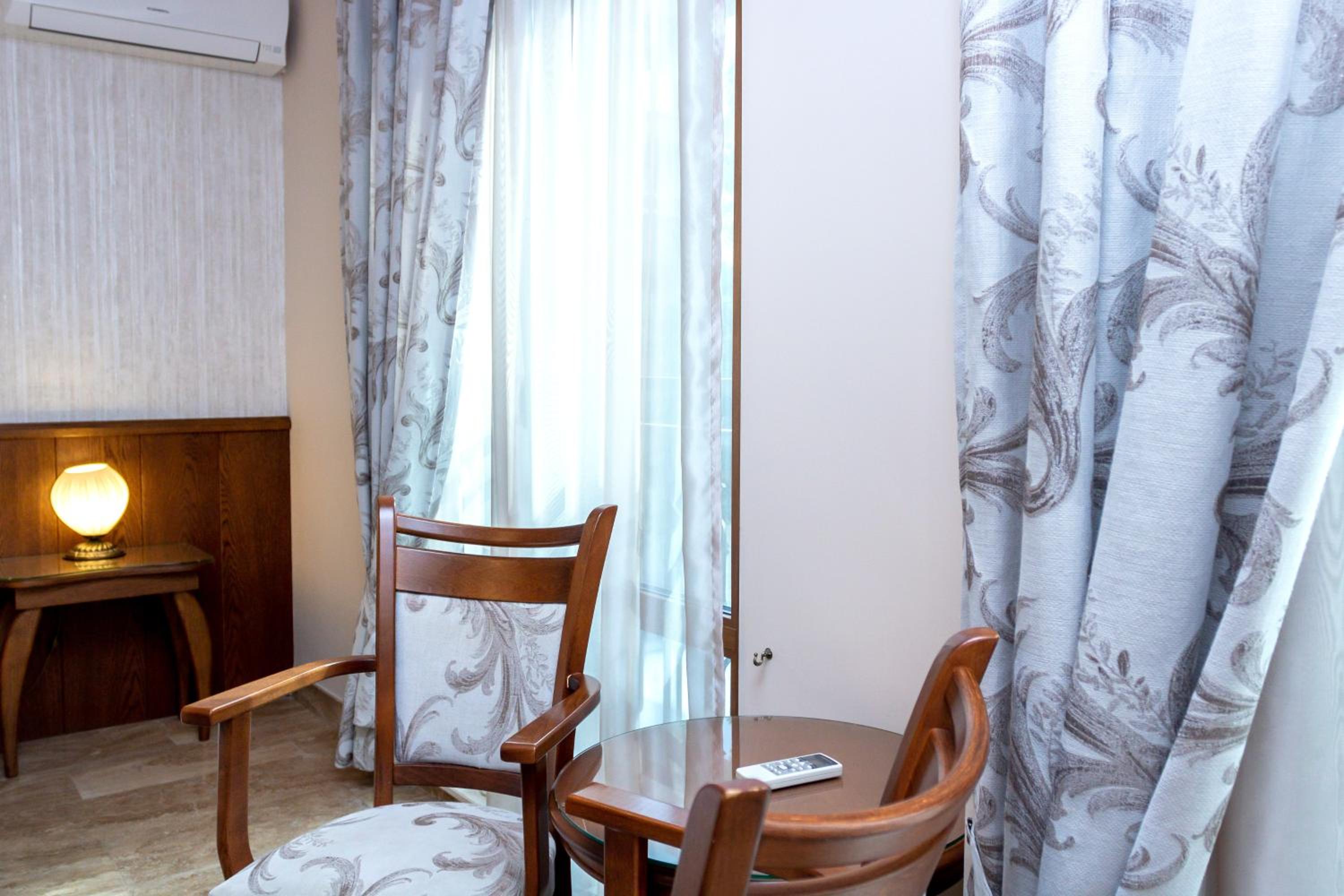 Mon Ami Apart in Studentski Grad Area