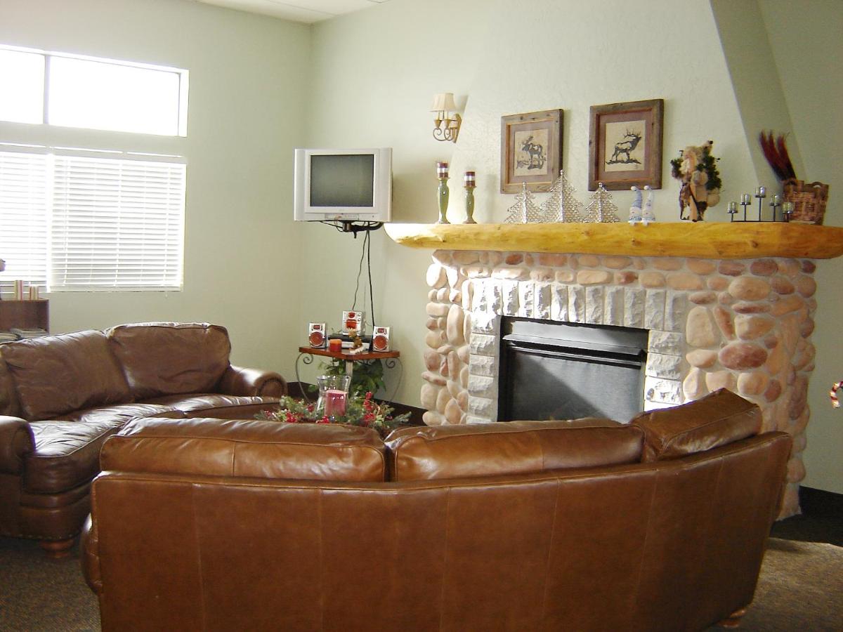 Powder Ridge Village, a VRI resort - Property Image 5