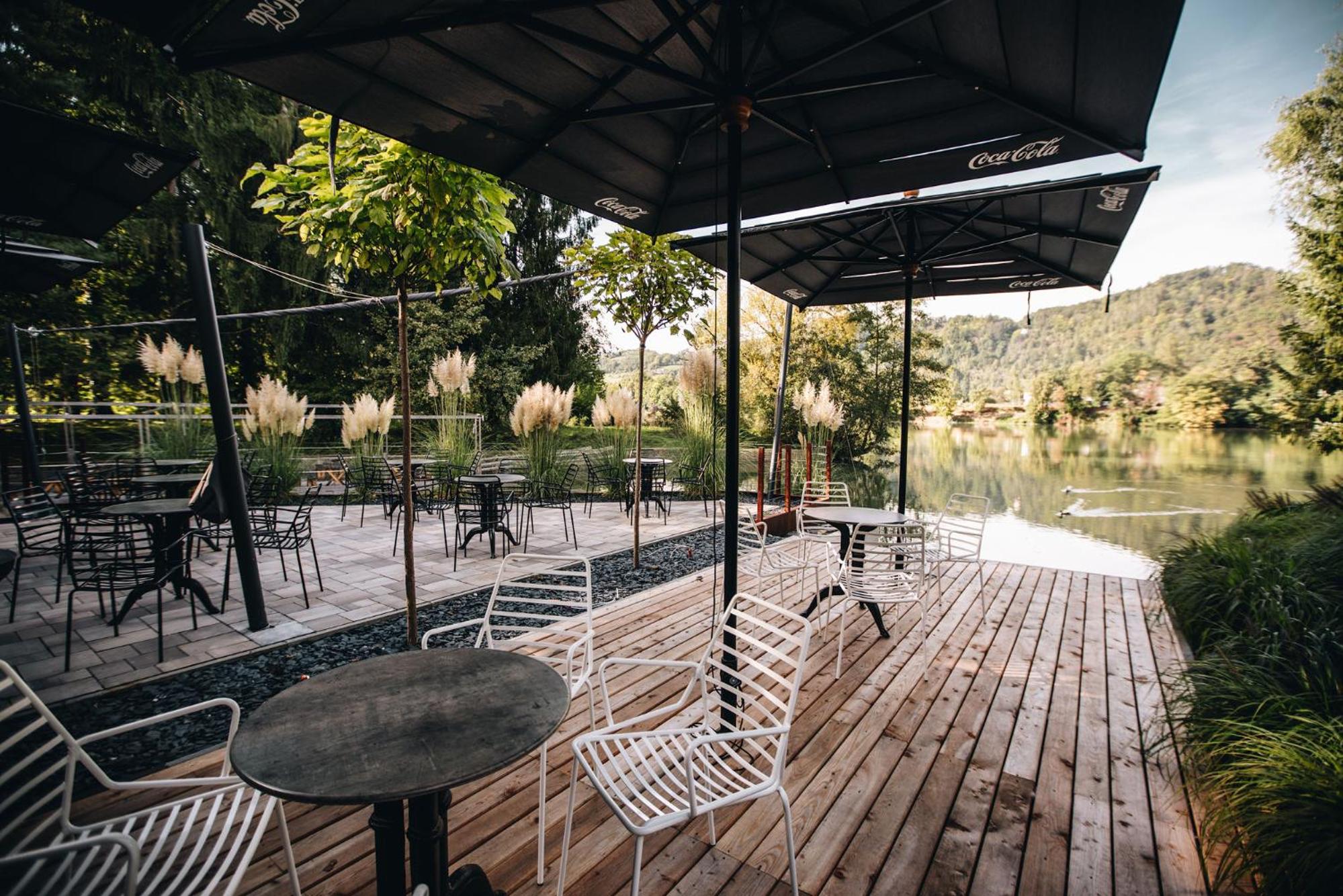 Luxury glamping Chocolate village