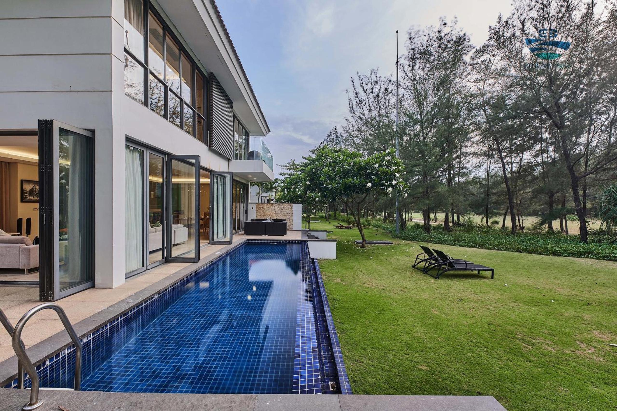 Emblem Sea 4 Bedroom Villas view 3