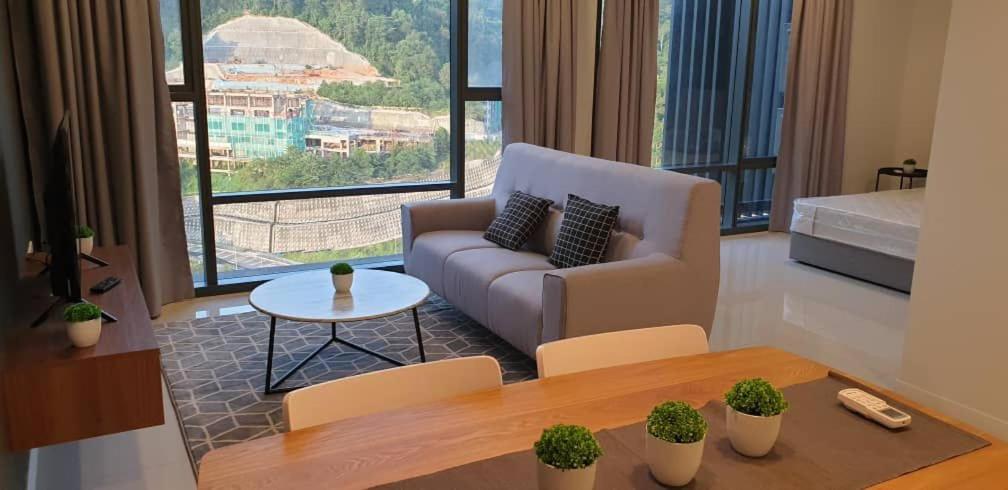 KL EAST RIDGE RARA SUITE HOMESTAY