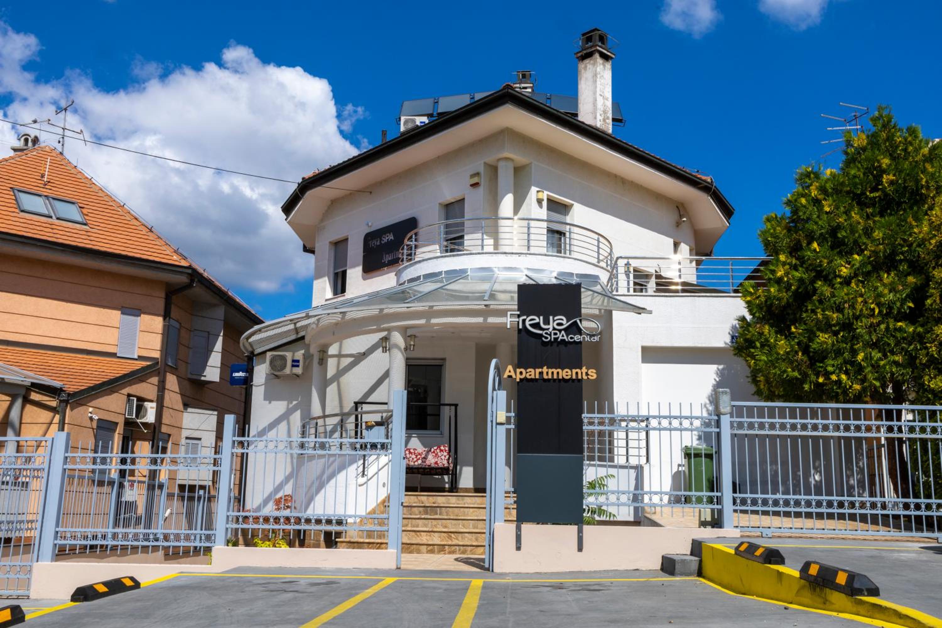 Freya SPA Apartments