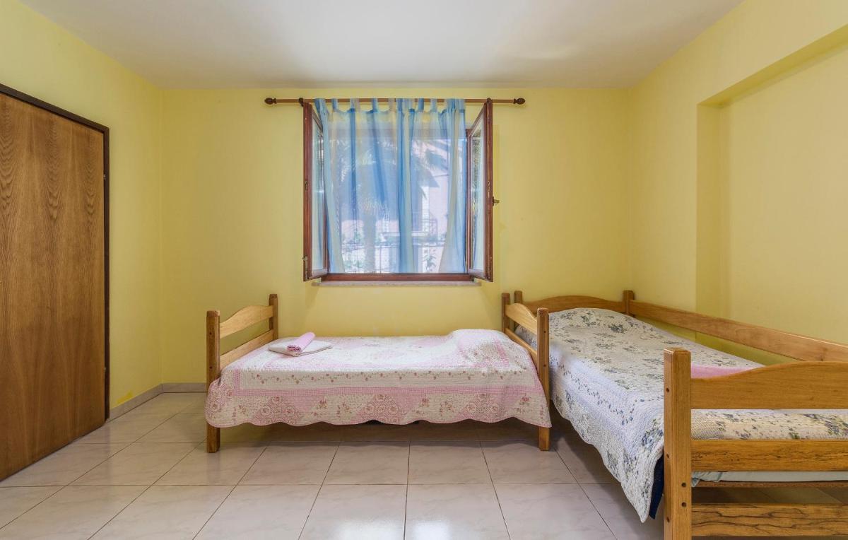 Bibaj - Property Image 8