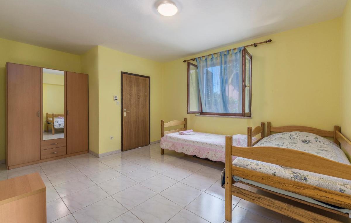 Bibaj - Property Image 7