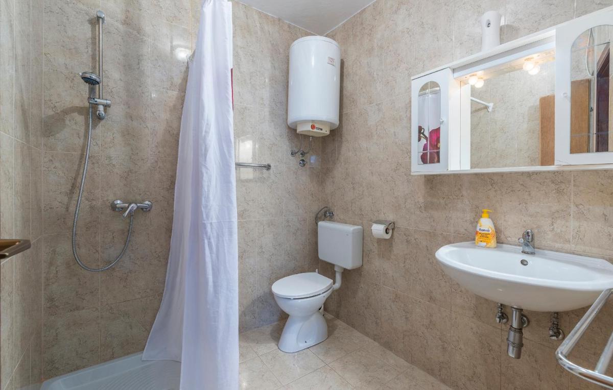 Bibaj - Property Image 4