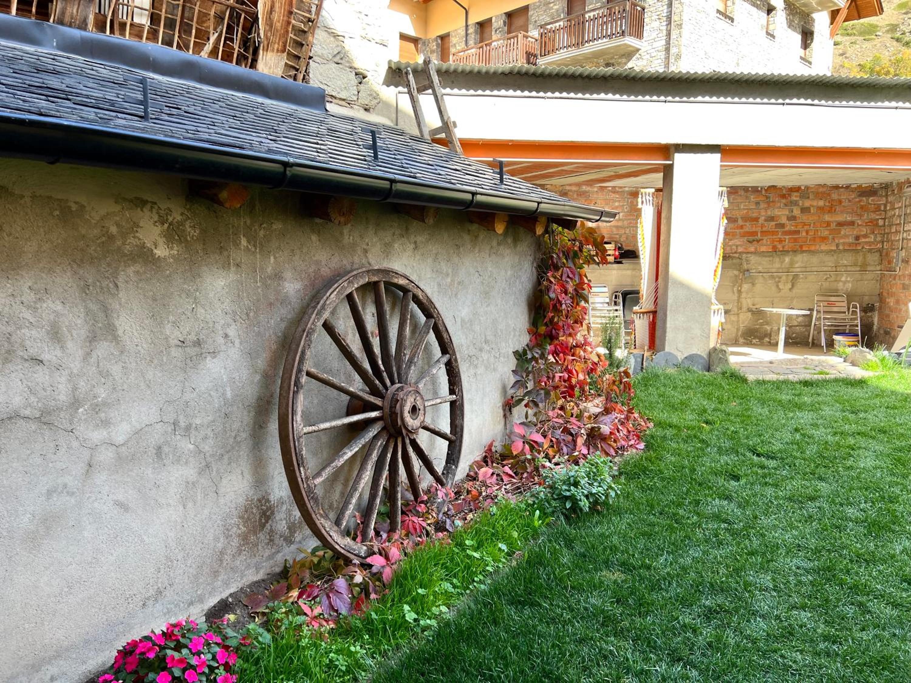 Photo 47